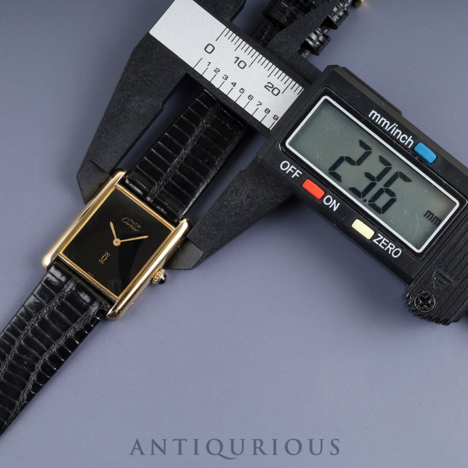 Cartier Must Tank LM Manual Winding Cal. 78-1 SV925 Leather Strap Genuine Buckle (GP) Onyx Dial Box Overhauled