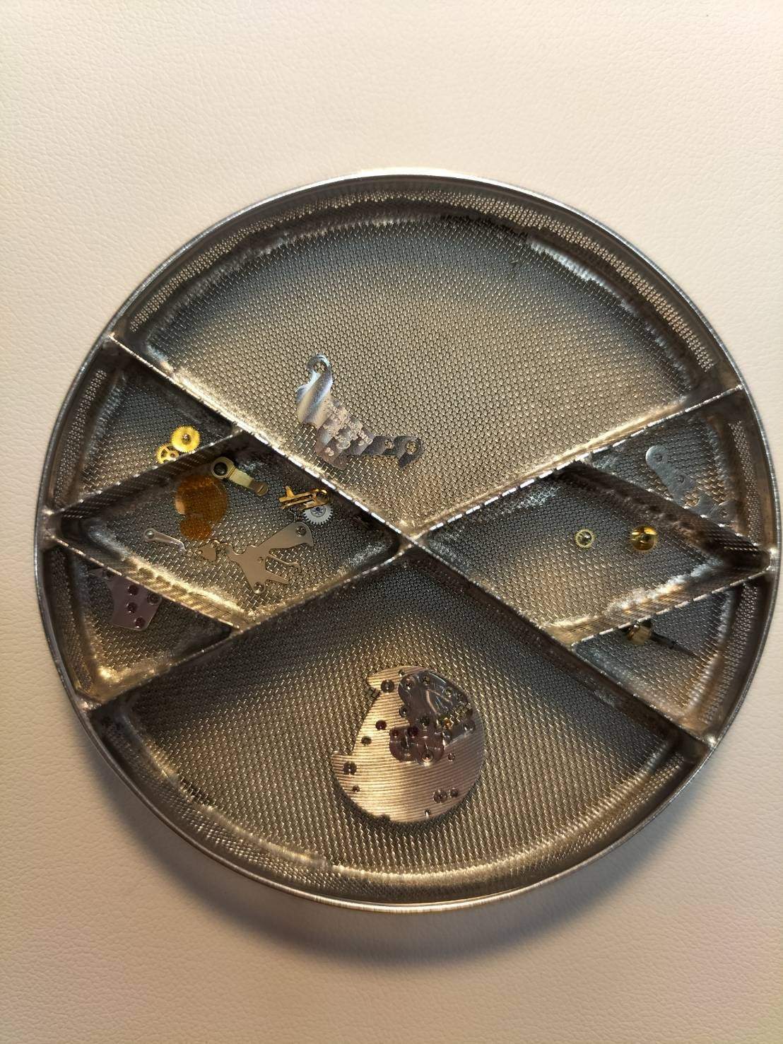 Cartier Must Tank SM 3 66001 Quartz Cal.66 SV925 Leather Original pin buckle (GP) Gray jumping Roman dial (SWISS表記) With original leather belt Overhauled