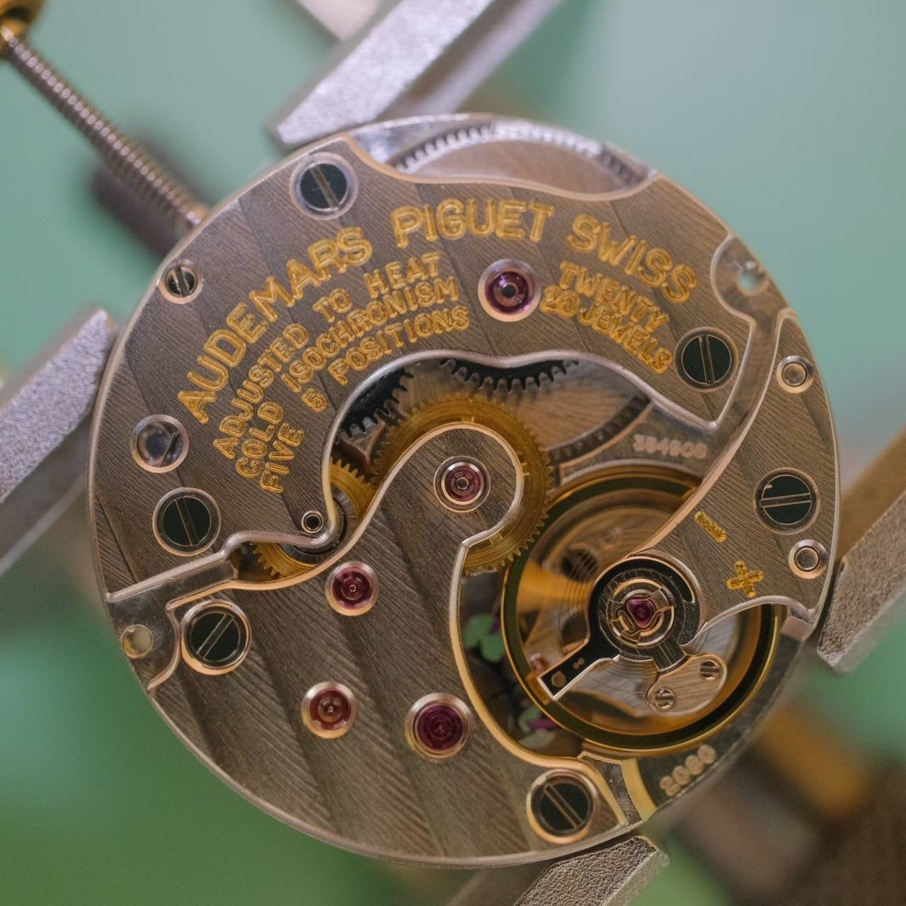 オーデマ・ピゲ エクストラフラット BA4791/002 手巻き Cal.2080 YG 革 純正尾錠(750)ホワイト文字盤 箱 保証書