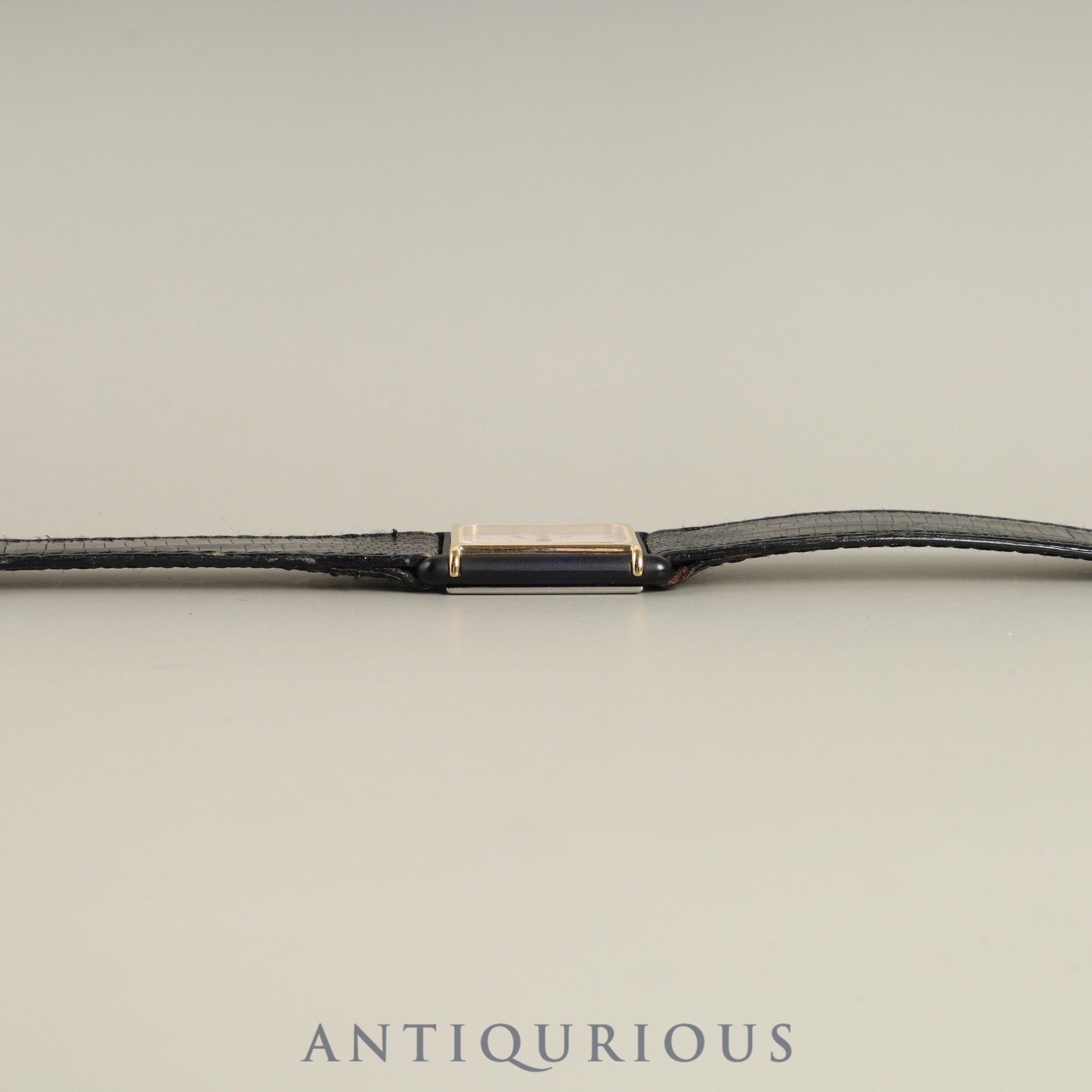 オメガ デ・ヴィル クォーツ Cal.1450 GP 純正革ベルト 純正尾錠(GP) ホワイトローマン文字盤 ケース オーバーホール済み