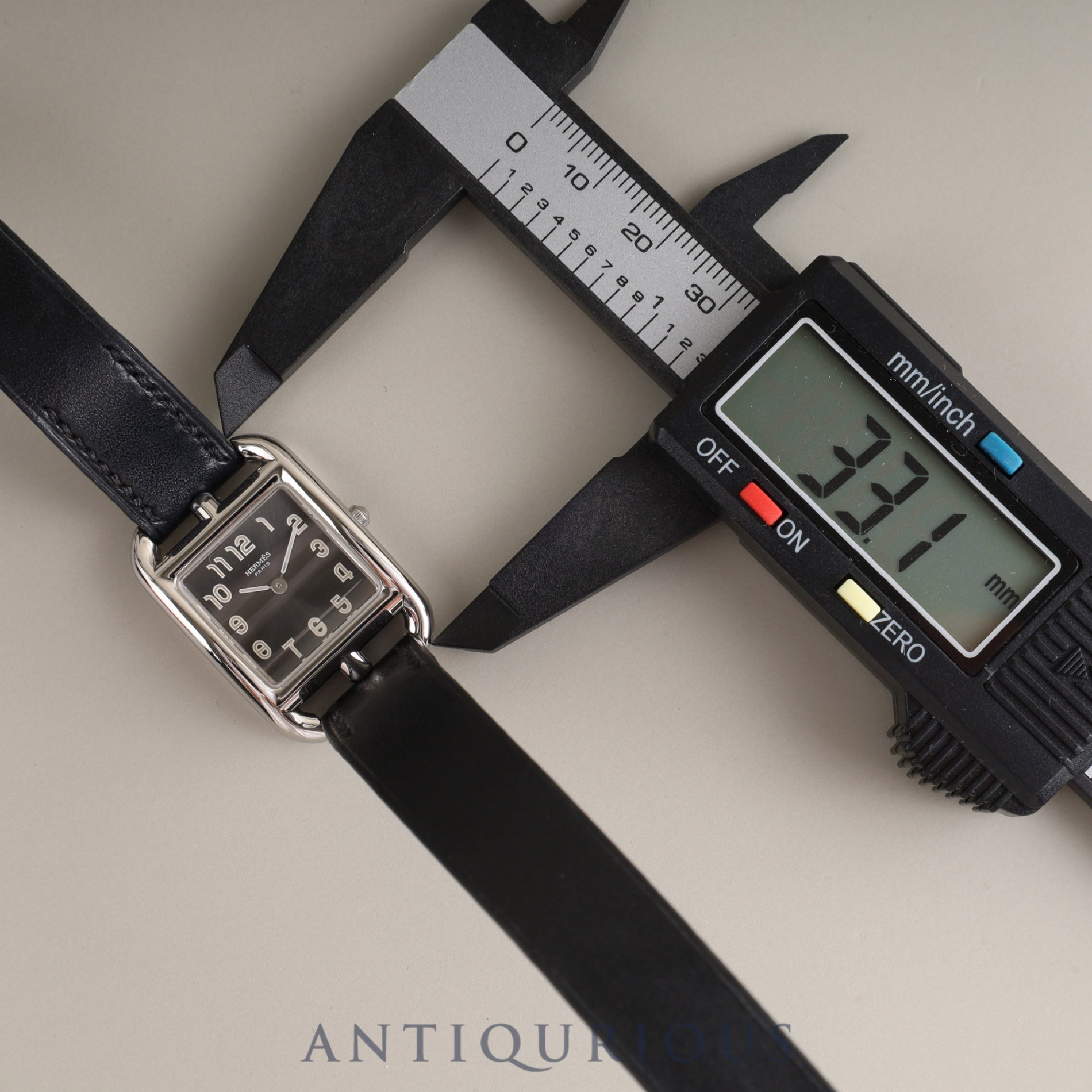 エルメス ケープコッド CC1.210 クォーツ Cal.976.001 SS 純正革ベルト(□J刻:2006年、使用感あり)純正尾錠(SS) グレーアラビア文字盤 箱 冊子 保証書(無記載)オーバーホール済み