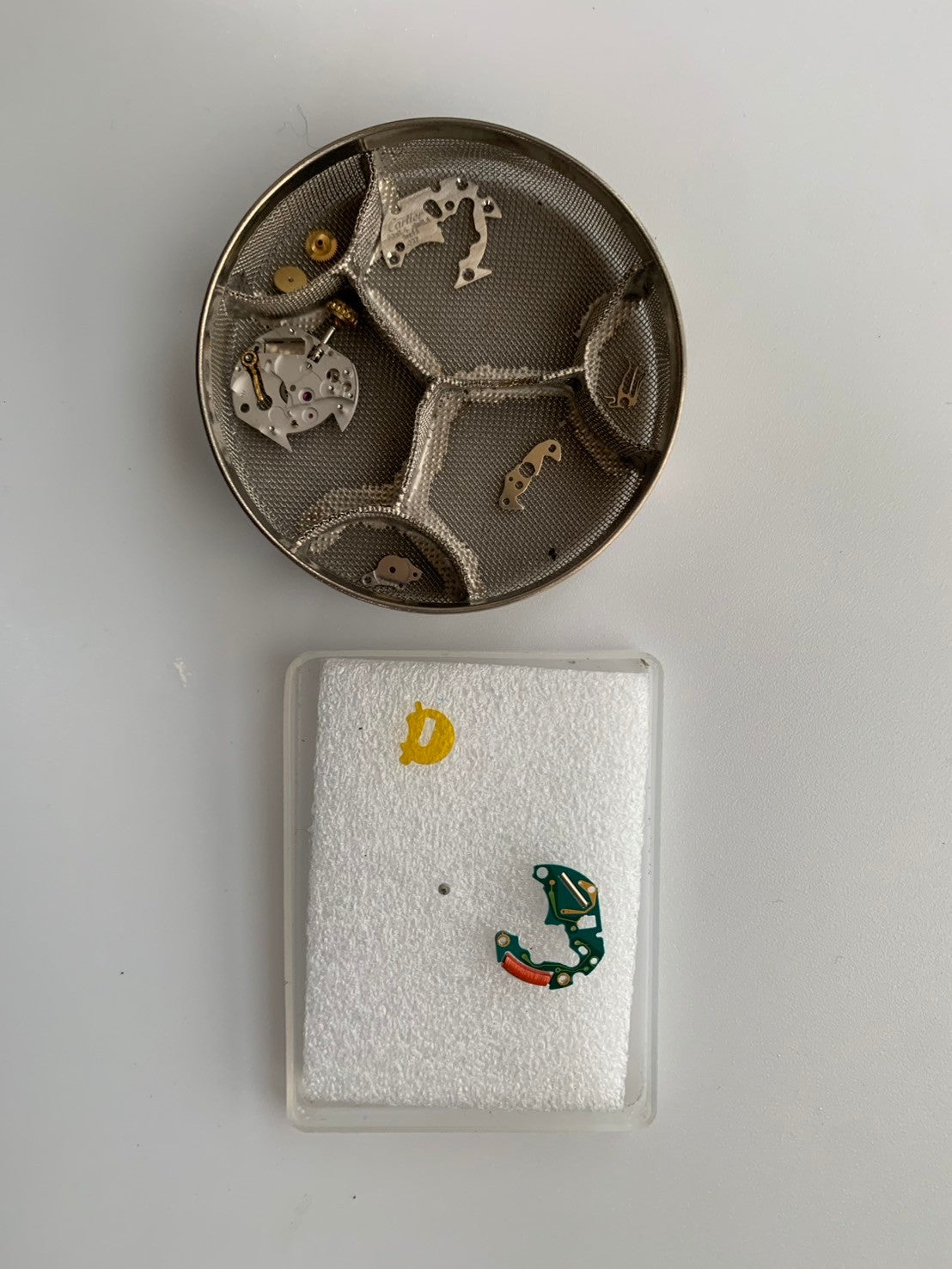 カルティエ マストタンク SM 限定500本 1615 クォーツ Cal.057 SV925 革 純正Dバックル(GP)ゴールドセクター文字盤(SWISS表記)オーバーホール済み 新品仕上げ済み