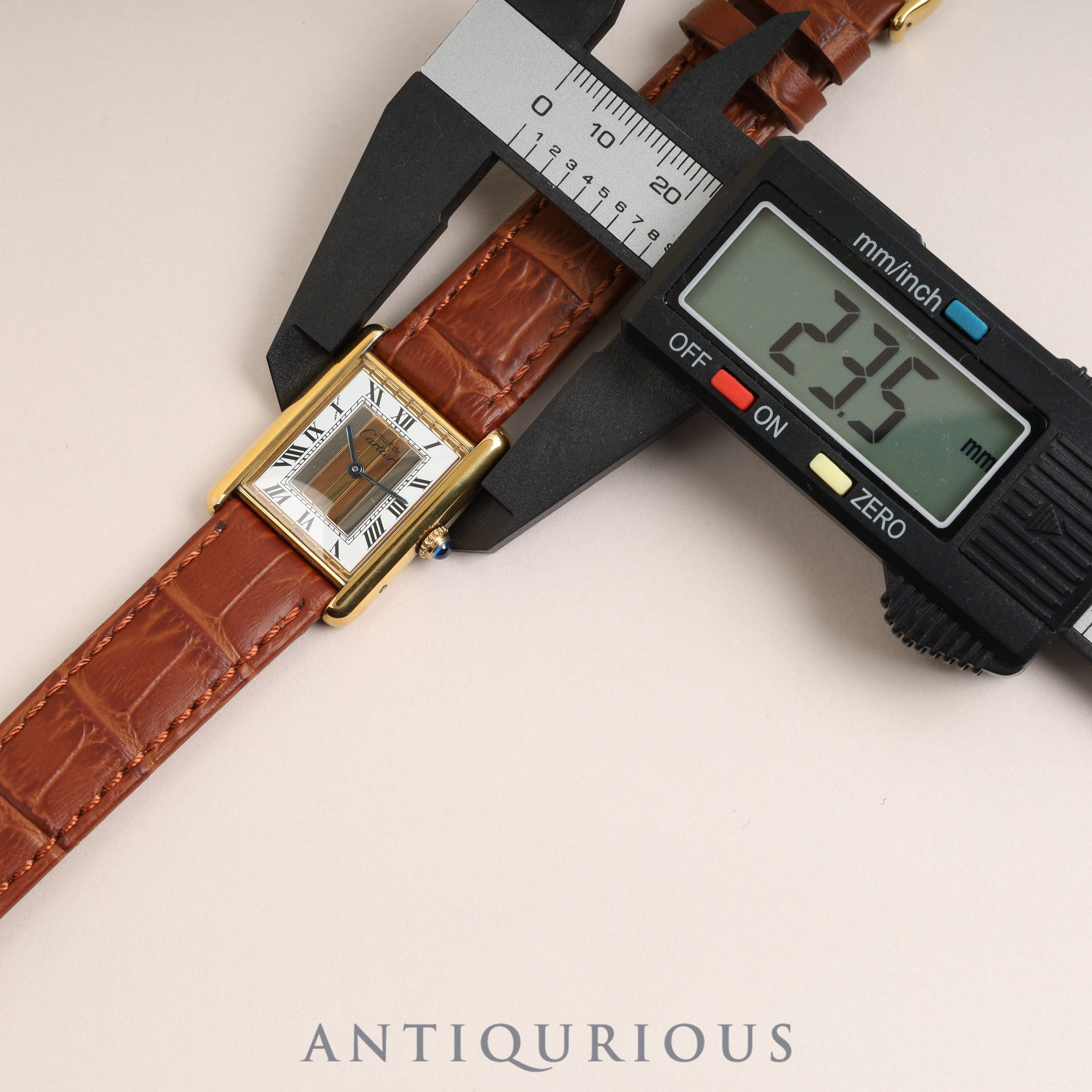 カルティエ マストタンク LM QZ トリニティ文字盤 箱 保証書付き