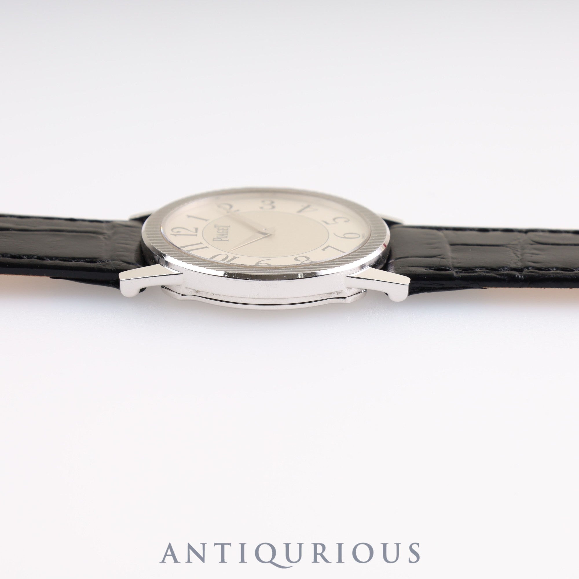 Piaget Round 5894 Quartz 750 Genuine Buckle (750) Silver Dial