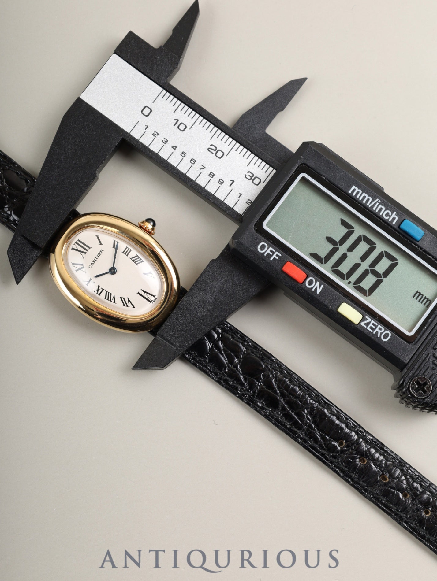 Cartier Baignoire SMW1506056 / 1952 Quartz Cal. 057 750YG Leather Genuine Pin Buckle (750YG) White Roman Dial Box Booklet Warranty (1995) Overhauled