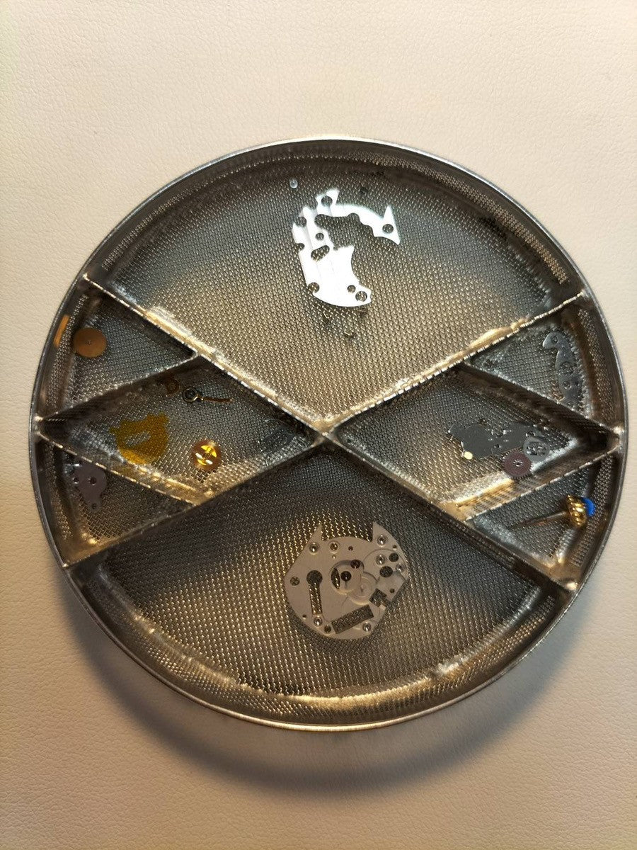 カルティエ マストタンク MM W1017354 / 2415 クォーツ Cal.057 SV925 革 純正Dバックル(GP)アイボリーローマン文字盤(SWISS MADE表記) 箱 冊子 保証書(2005年)オーバーホール済み