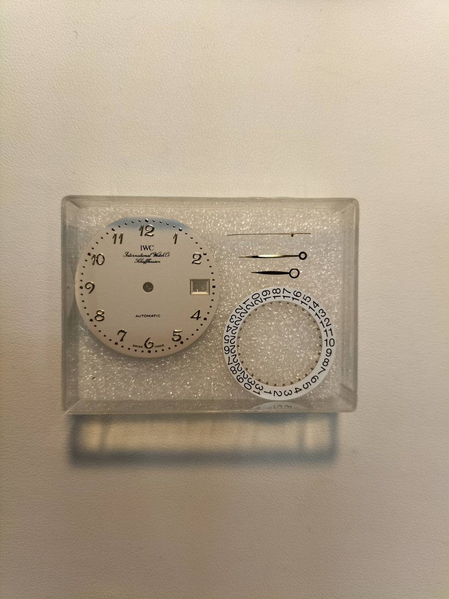 IWC ポートフィノ IW351323 自動巻き Cal.- SS 革 純正尾錠(SS)シルバーアラビア文字盤 オーバーホール済み