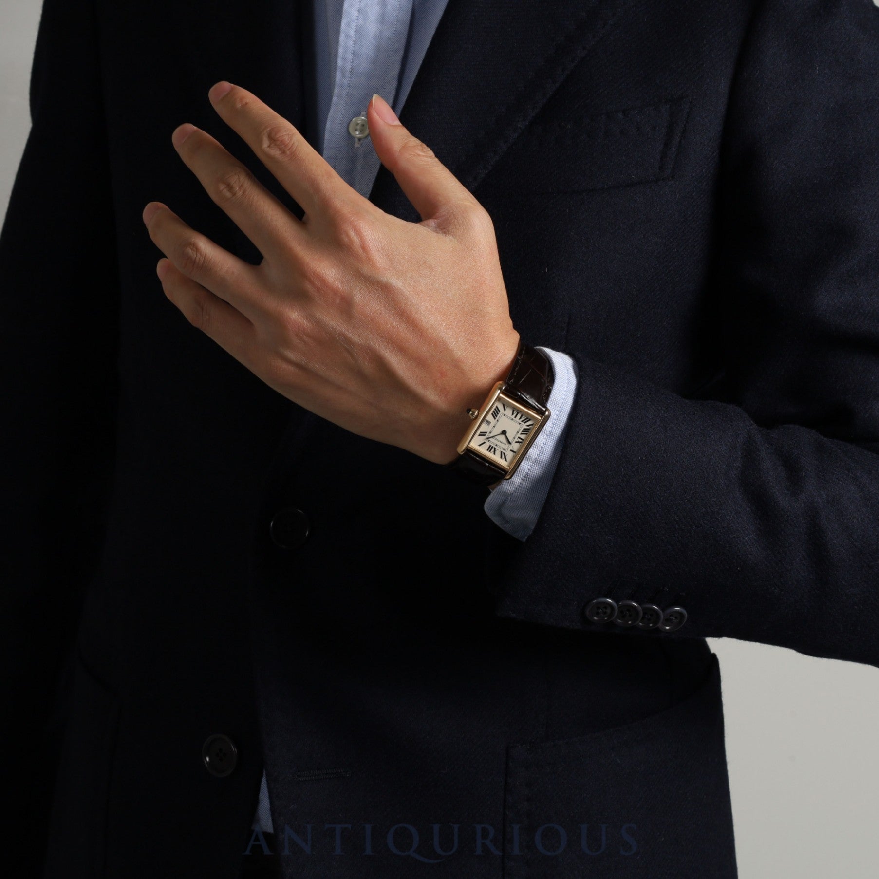 カルティエ タンクルイカルティエ LM W1529756 / 2441 クォーツ YG 純正革 純正尾錠(750)ホワイト文字盤 保証書 メンテナンス済み