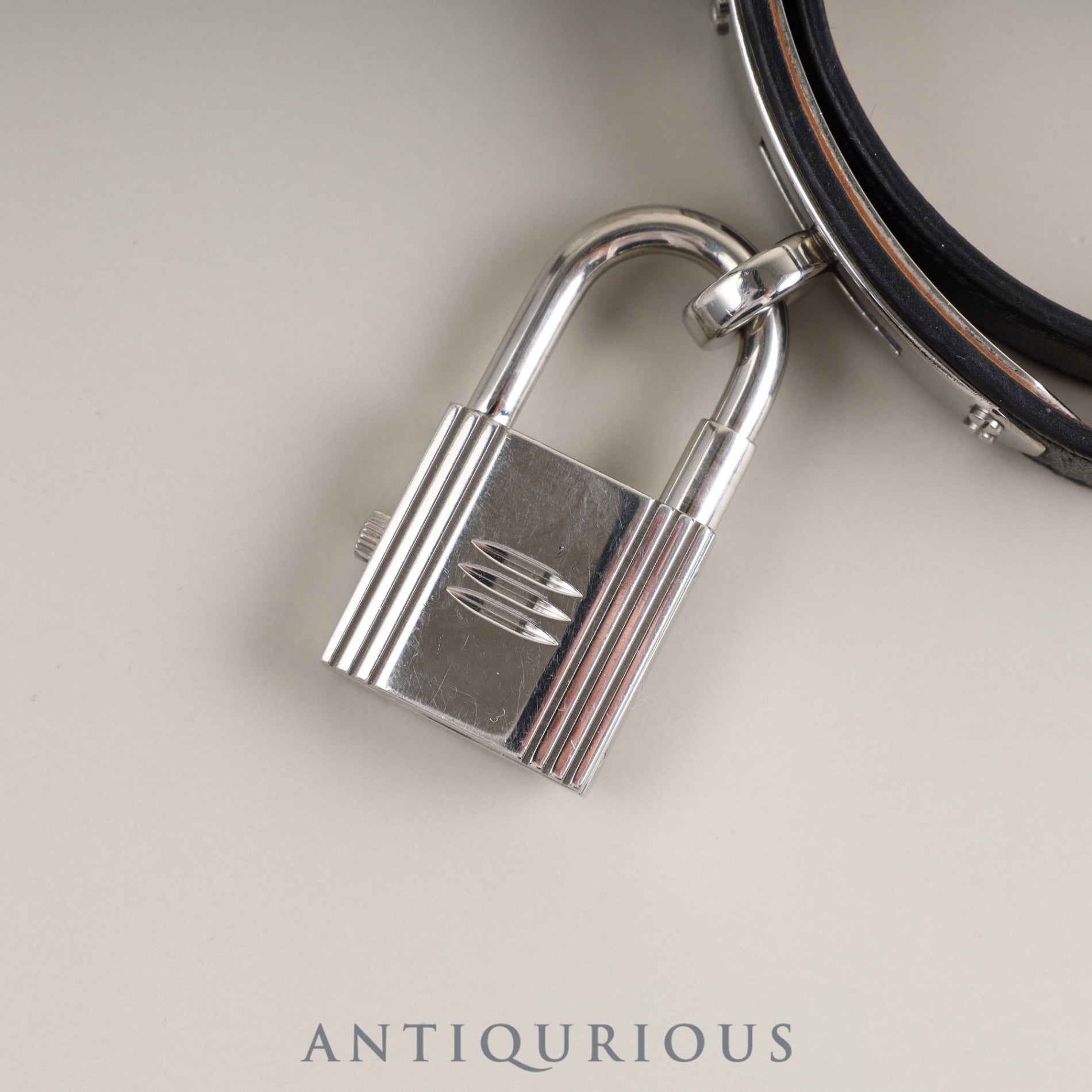 Hermes Kelly Watch KE1.210 Quartz Cal.901.001 SS Genuine leather strap (□F stamp: 2002) Genuine buckle (SS) Silver dial Box Booklet Card Warranty (2004) Overhauled