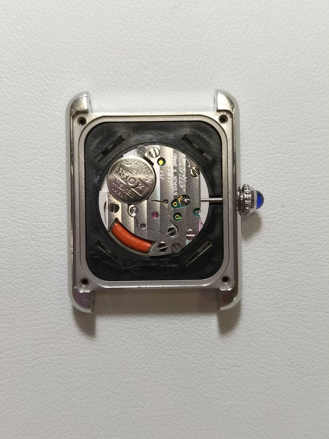 カルティエ タンクソロ SM W5200018 / 3170 クォーツ Cal.- SS 純正革ベルト 純正Dバックル(SS)インデックスアニメーション文字盤(SWISS MADE表記)箱 DVD 保証書(未記載)カルティエブティックにてコンプリートサービス済み