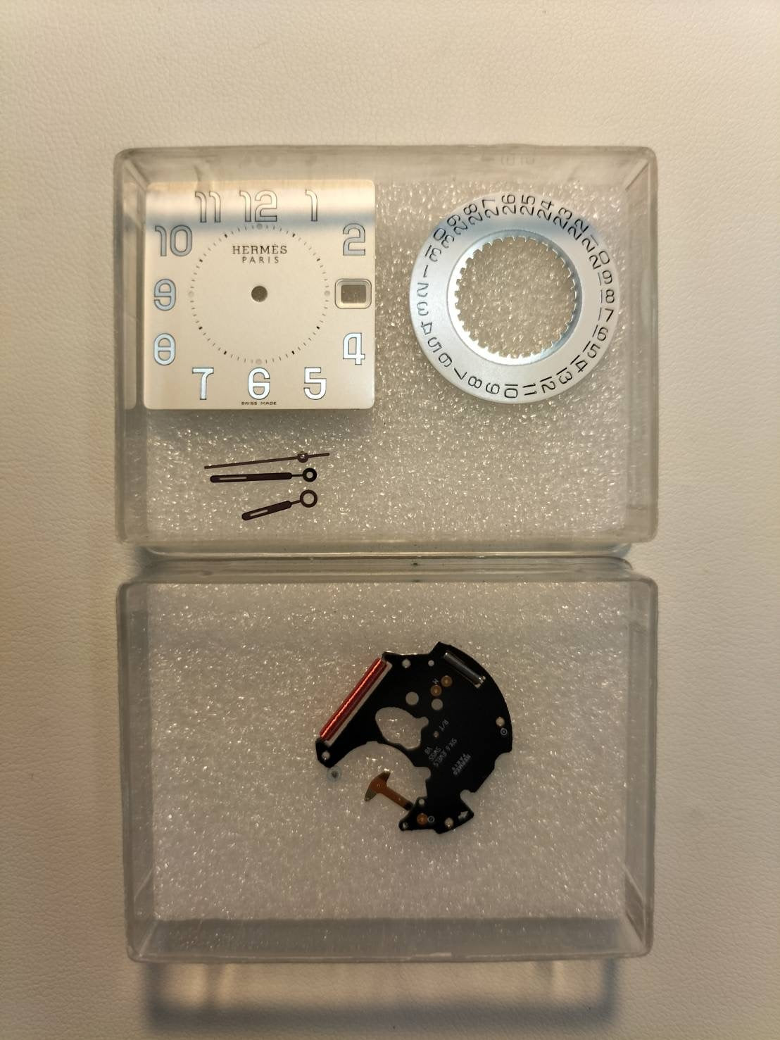 エルメス ケープコッド CC1.810 クォーツ SS 純正革ベルト(□J刻印:2006年、使用感あり)純正バックル(SS) シルバー文字盤 箱 保証書(2007年) オーバーホール済み