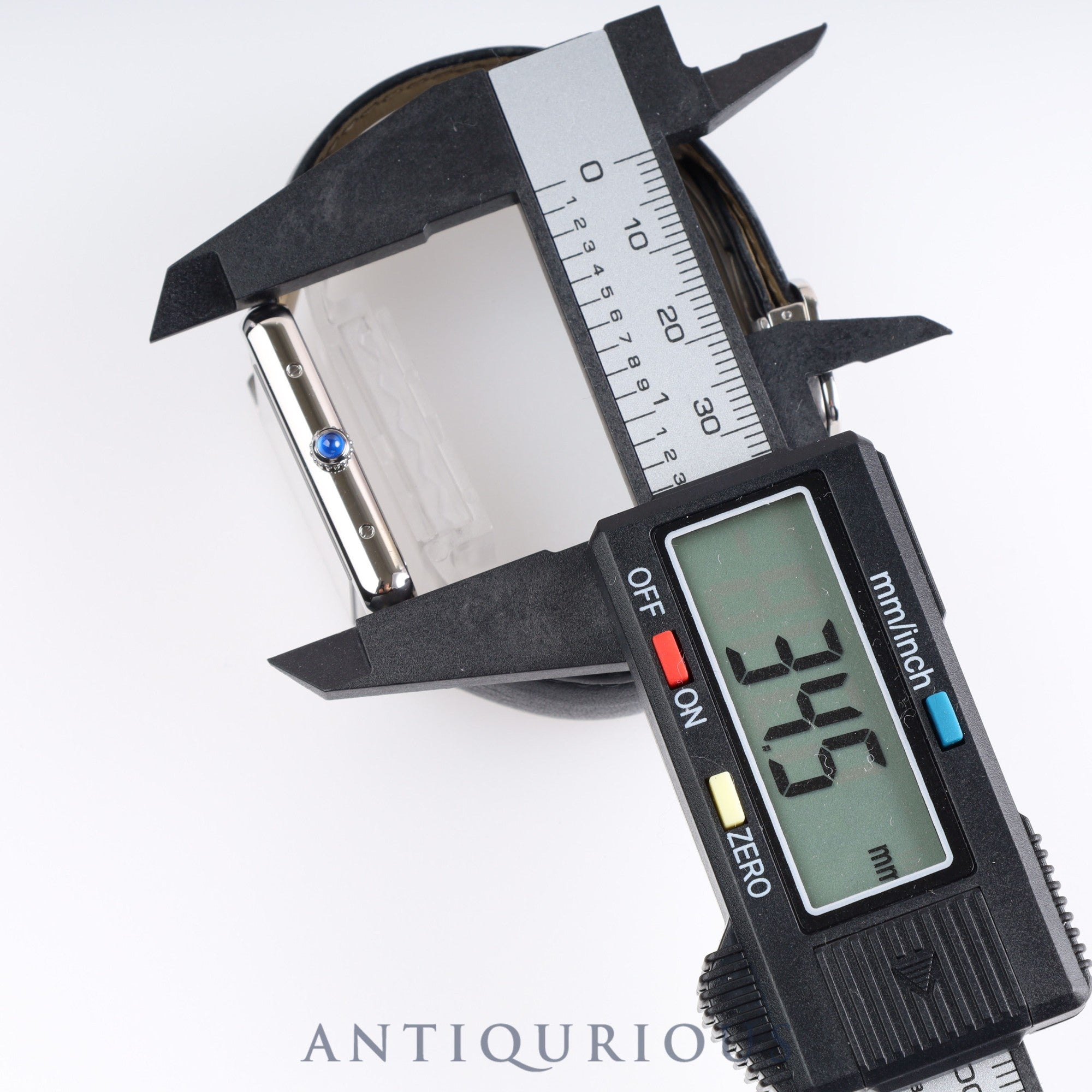 Cartier Tank Solo LM Quartz WSTA0028 / 3169 SS Leather Silver Dial Box Warranty (2019)