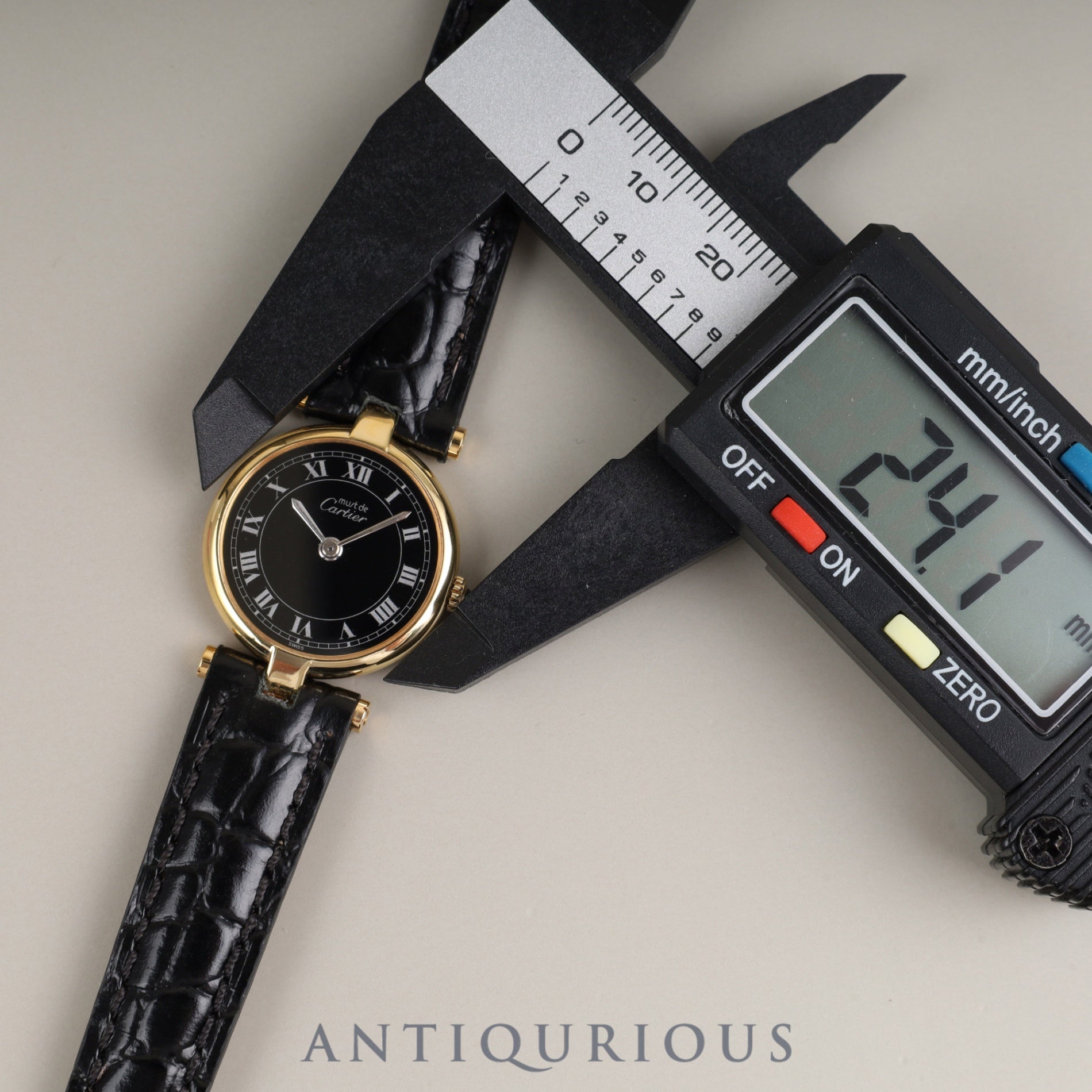 Cartier Must Vendôme VLC SM Quartz Cal.81 SV925 Leather Strap with Genuine GP Buckle, Black Roman Dial, Overhauled