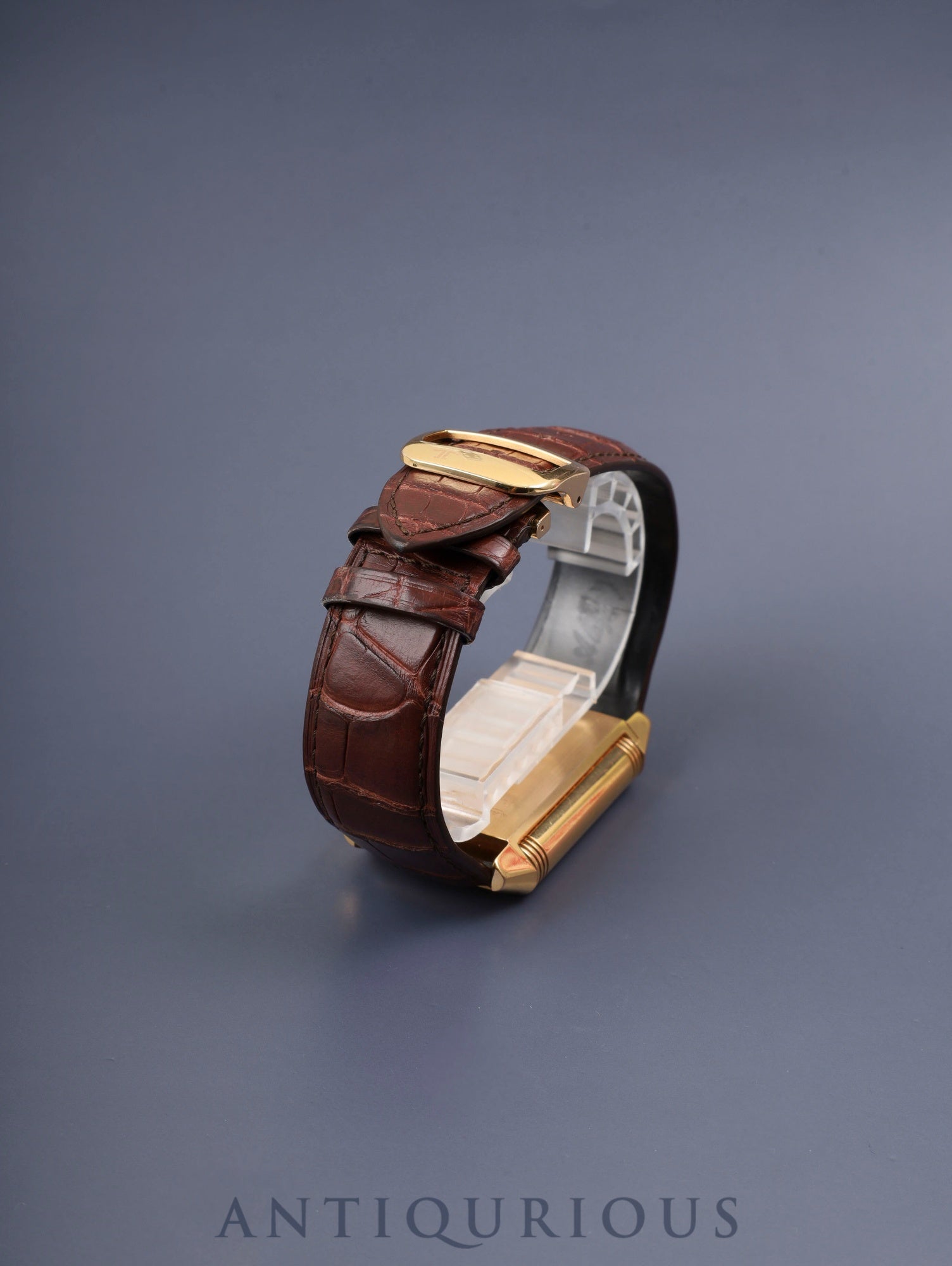 ジャガー・ルクルト グランド レベルソ 273.2.04 / Q3732420 手巻き Cal.976 750PG JEAN ROUSSEAU社革ベルト 純正バックル(750PG)シルバーアラビア文字盤 箱 冊子 保証書 タグ オーバーホール済み