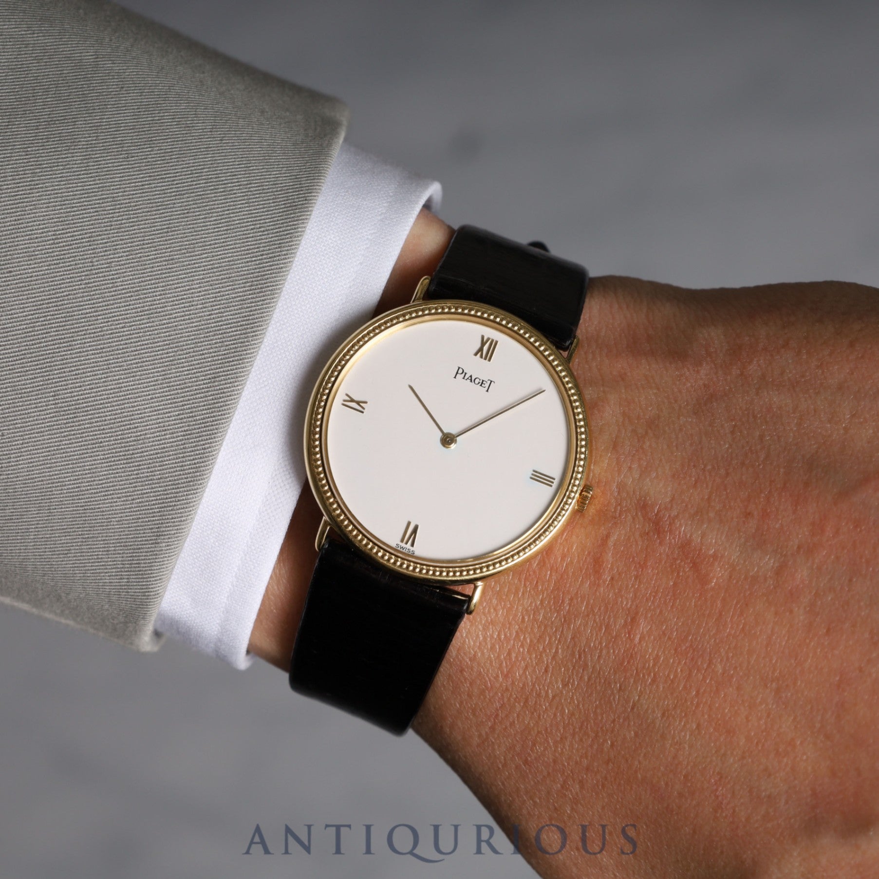 Piaget Round 90231 Manual Winding Caliber 9P2 750YG Leather Strap with Genuine Buckle (750YG) White Dial