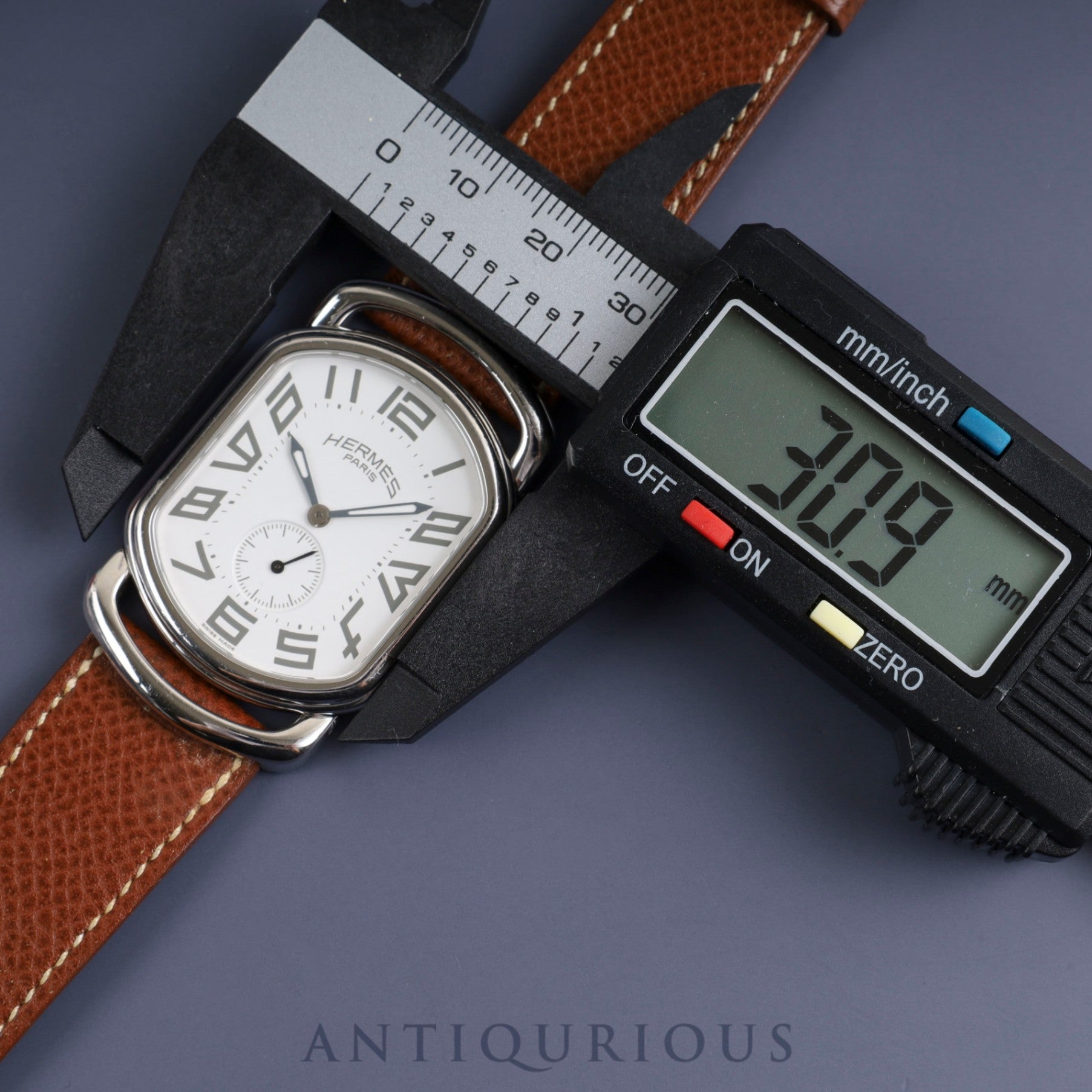 Hermes Rally RA1.810 Quartz Cal.980.163 SS Genuine leather strap (□F stamp: 2002) Genuine buckle (SS) White dial Overhauled