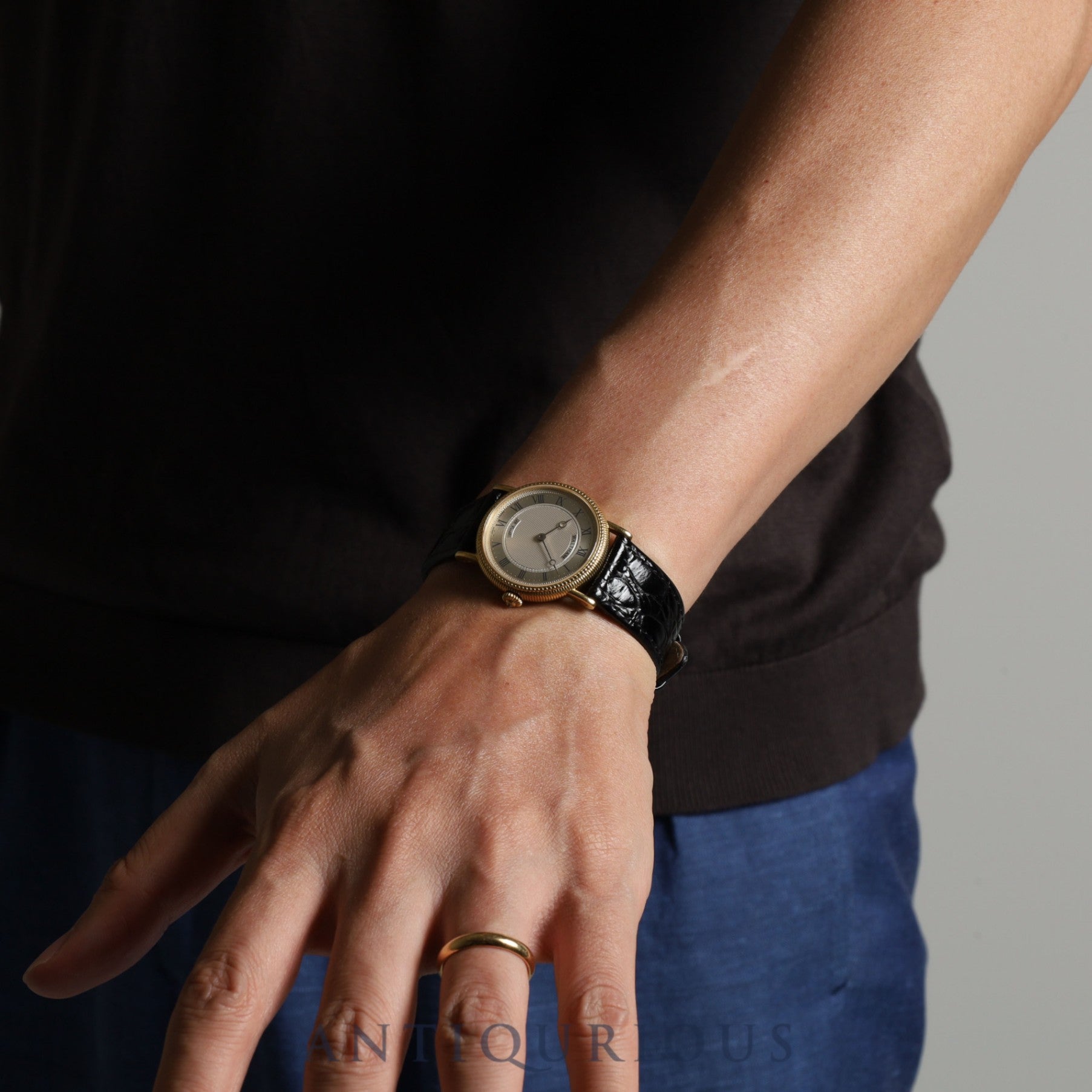 ウォルサム ラウンド 手巻き 750 革 社外尾錠(GP)シルバー文字盤 オーバーホール済み