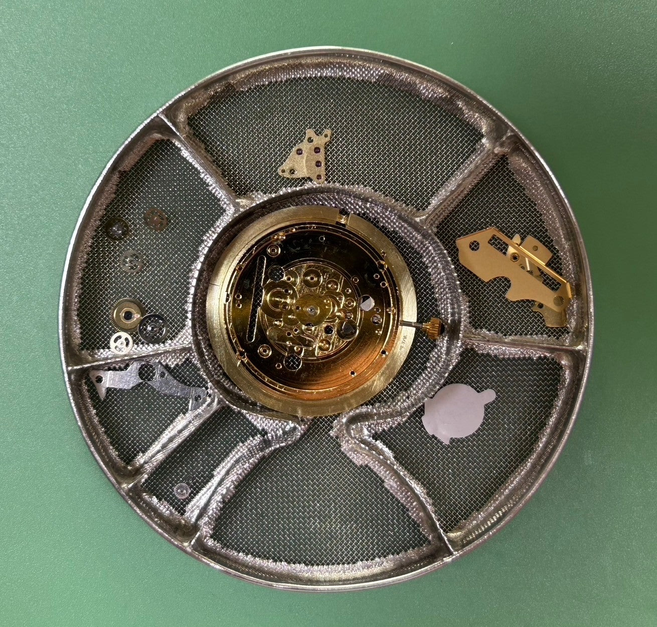 ティファニー ラウンドクラシック クォーツ Cal.ETA255.441 14K 革 社外尾錠(GP) ホワイトアラビア文字盤 オーバーホール済み