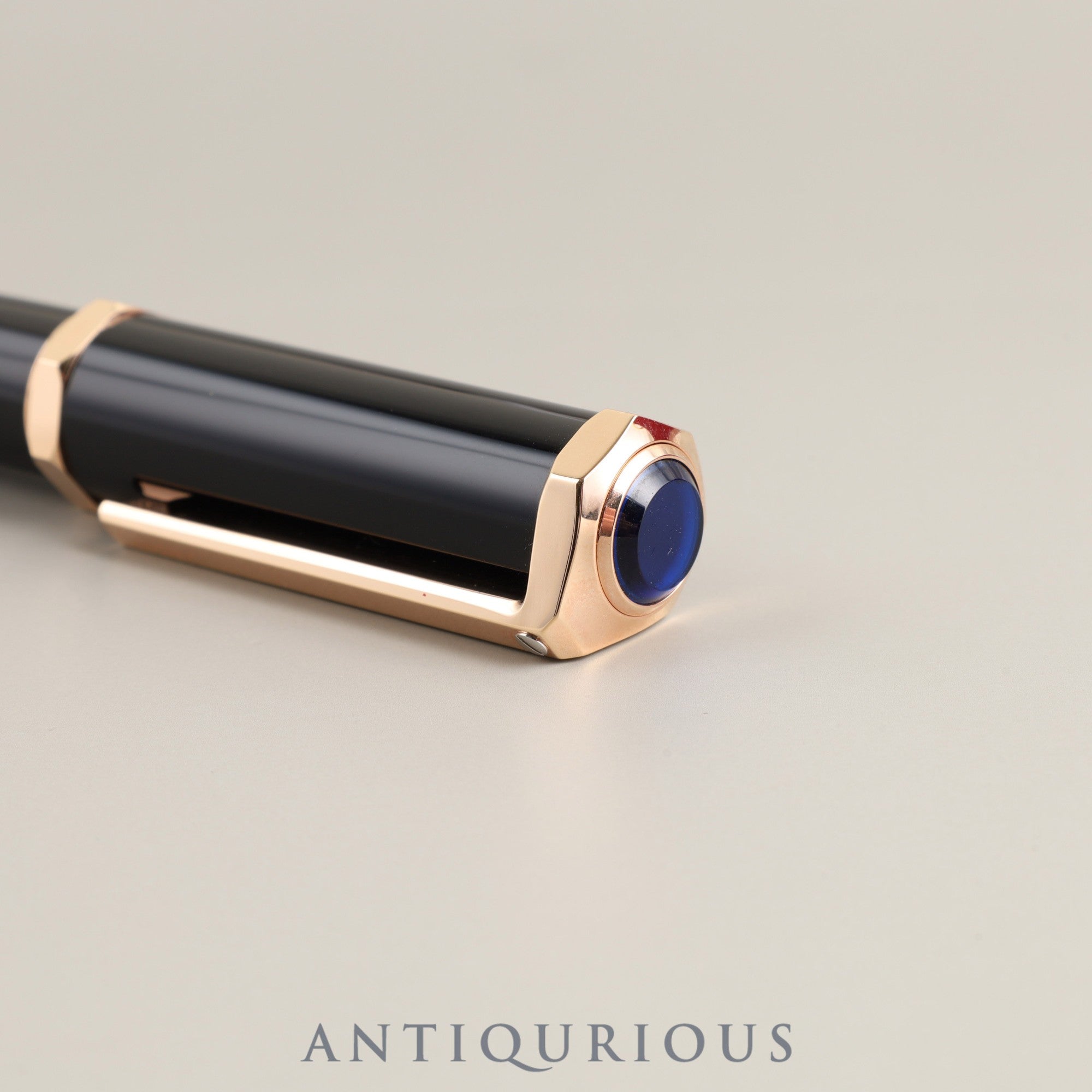 Cartier ballpoint pen Santos Dumont resin GP black x gold box case