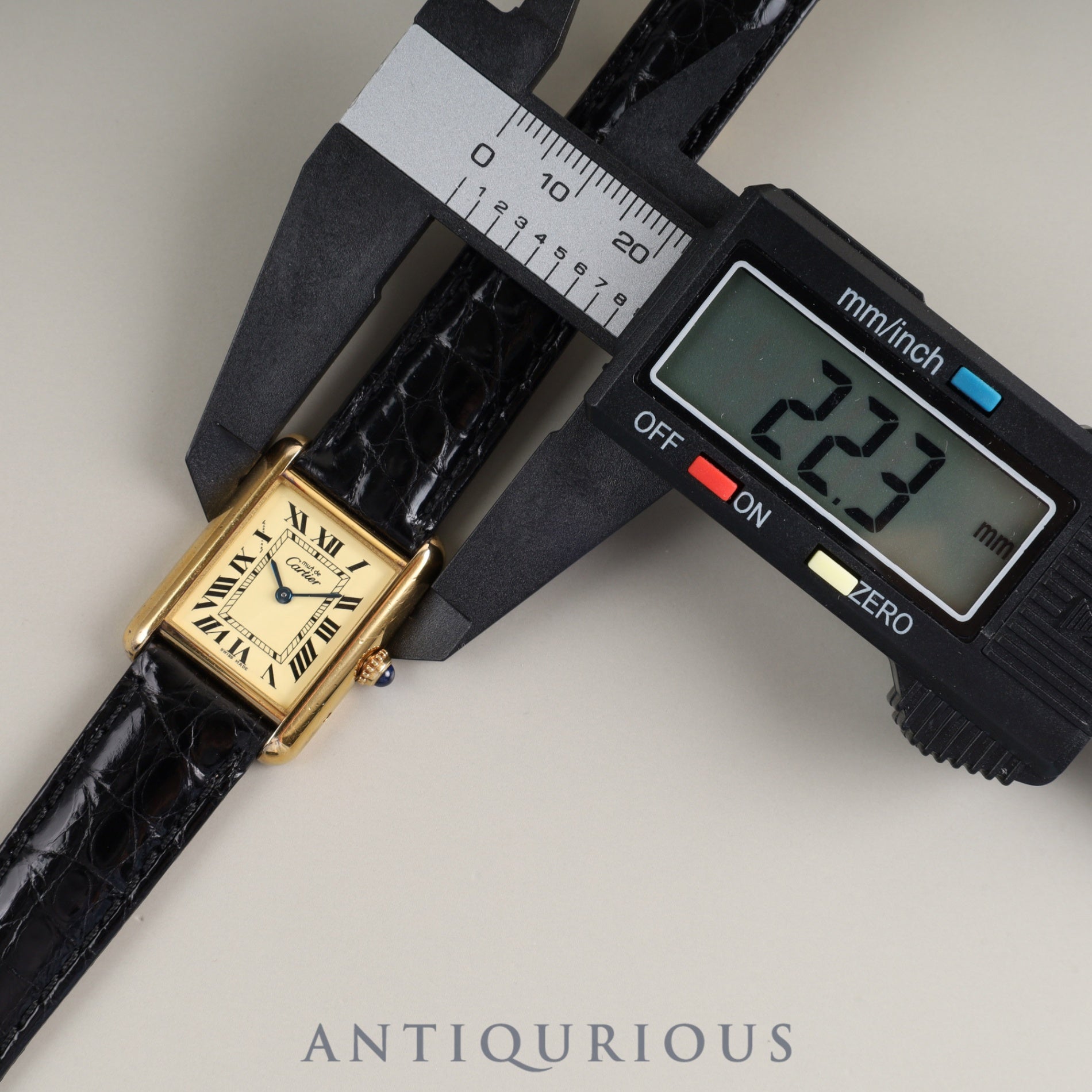 カルティエ マストタンク MM 2415 クォーツ Cal.057 SV925 革 純正Dバックル(GP) アイボリーローマン文字盤 オーバーホール済み