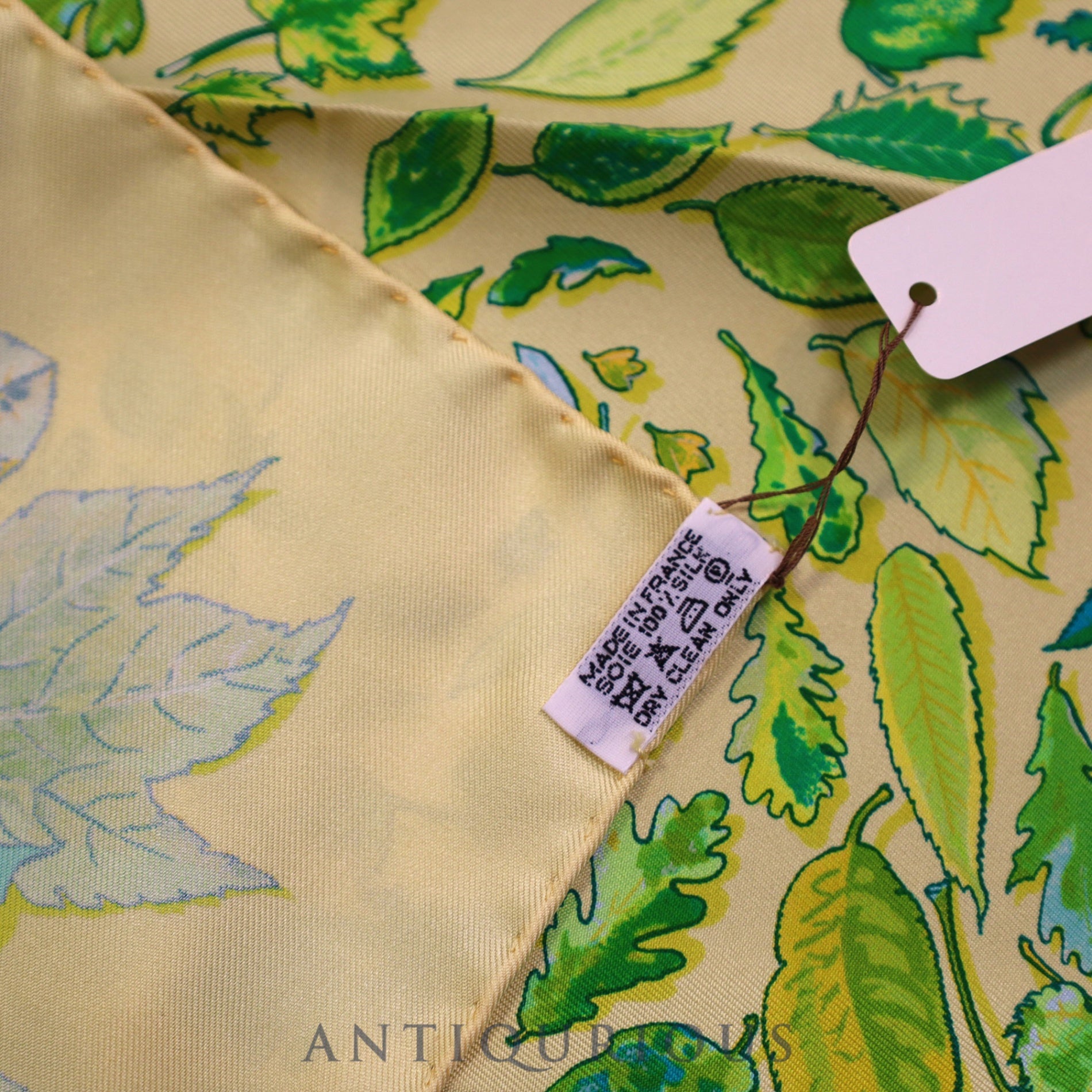エルメス スカーフ カレ45 渦巻き SILK100% 箱 タグ