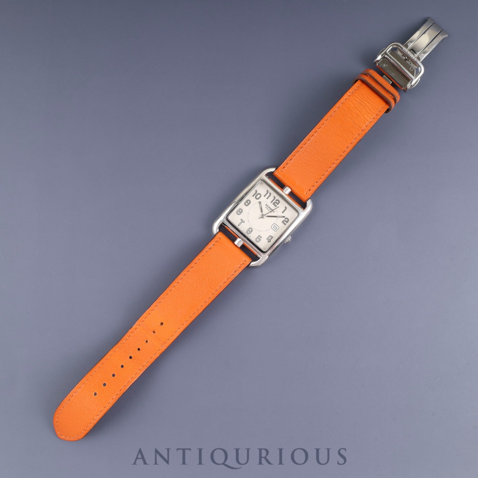 Hermès Cape Cod CC2.710 Quartz Movement, Stainless Steel, Genuine Leather Strap (L Stamp: 2008, Shows Signs of Use), Genuine D-Buckle (Stainless Steel), Silver Dial, Overhauled