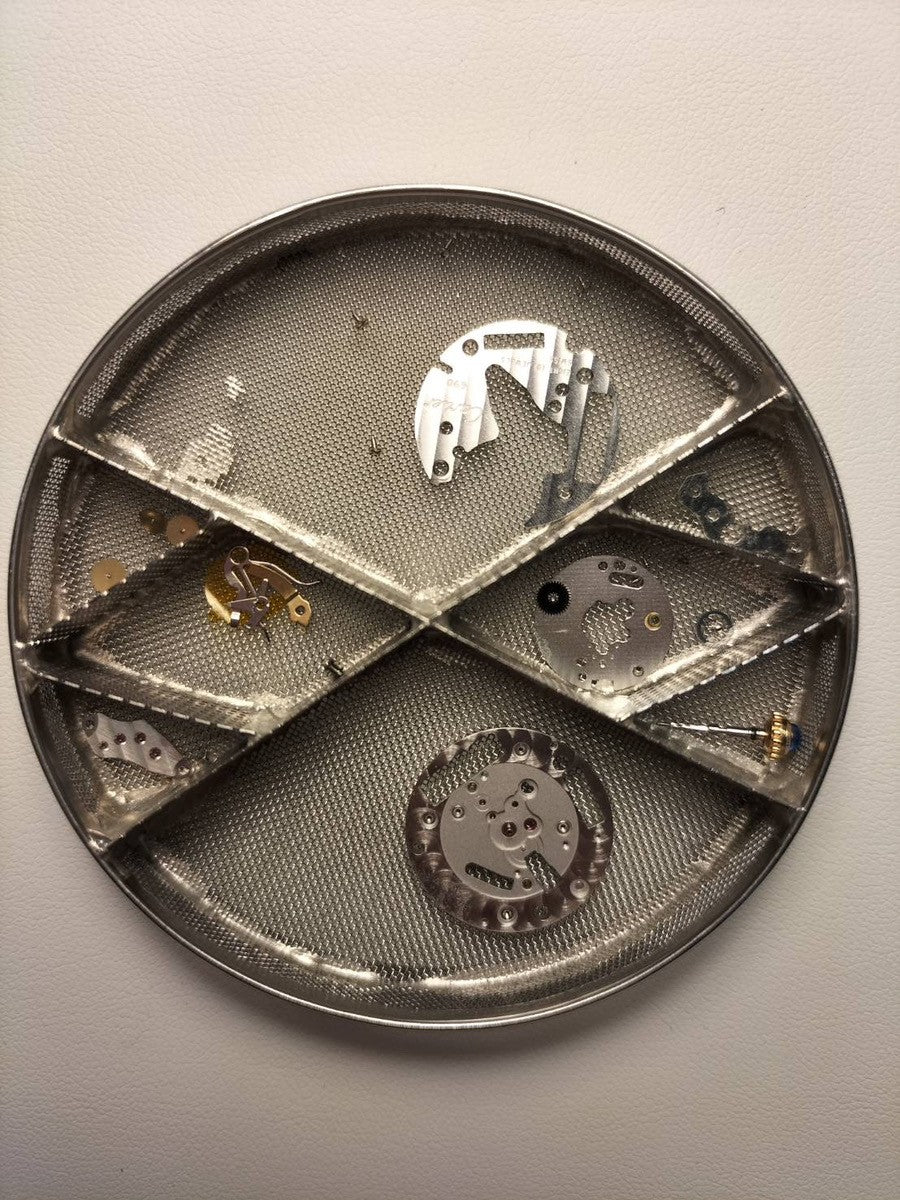 カルティエ マストタンク LM 590005 クォーツ Cal.690 SV925 革 純正ピンバックル(GP)アイボリーローマン文字盤(SWISS表記)箱 冊子