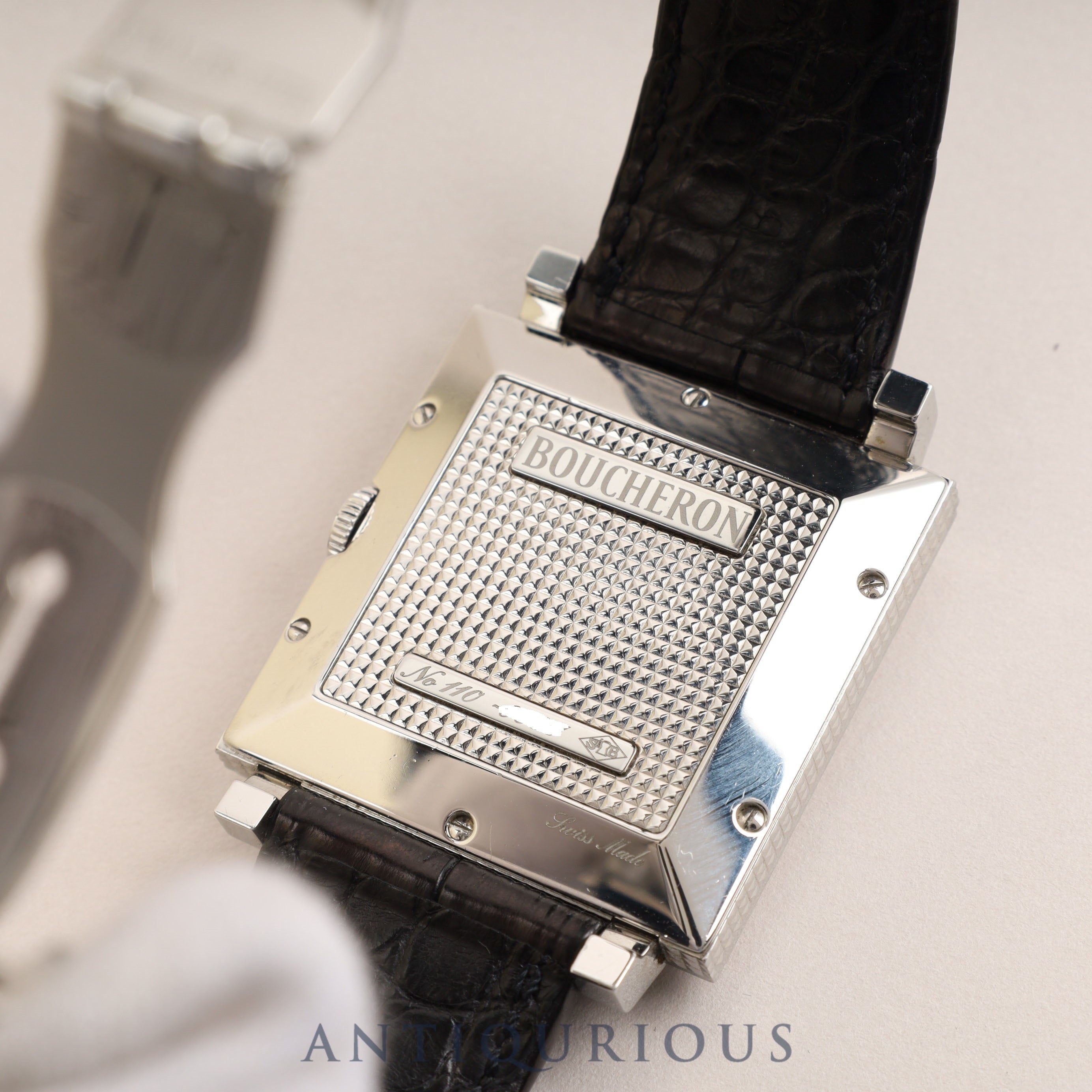 Boucheron Carre WA011301