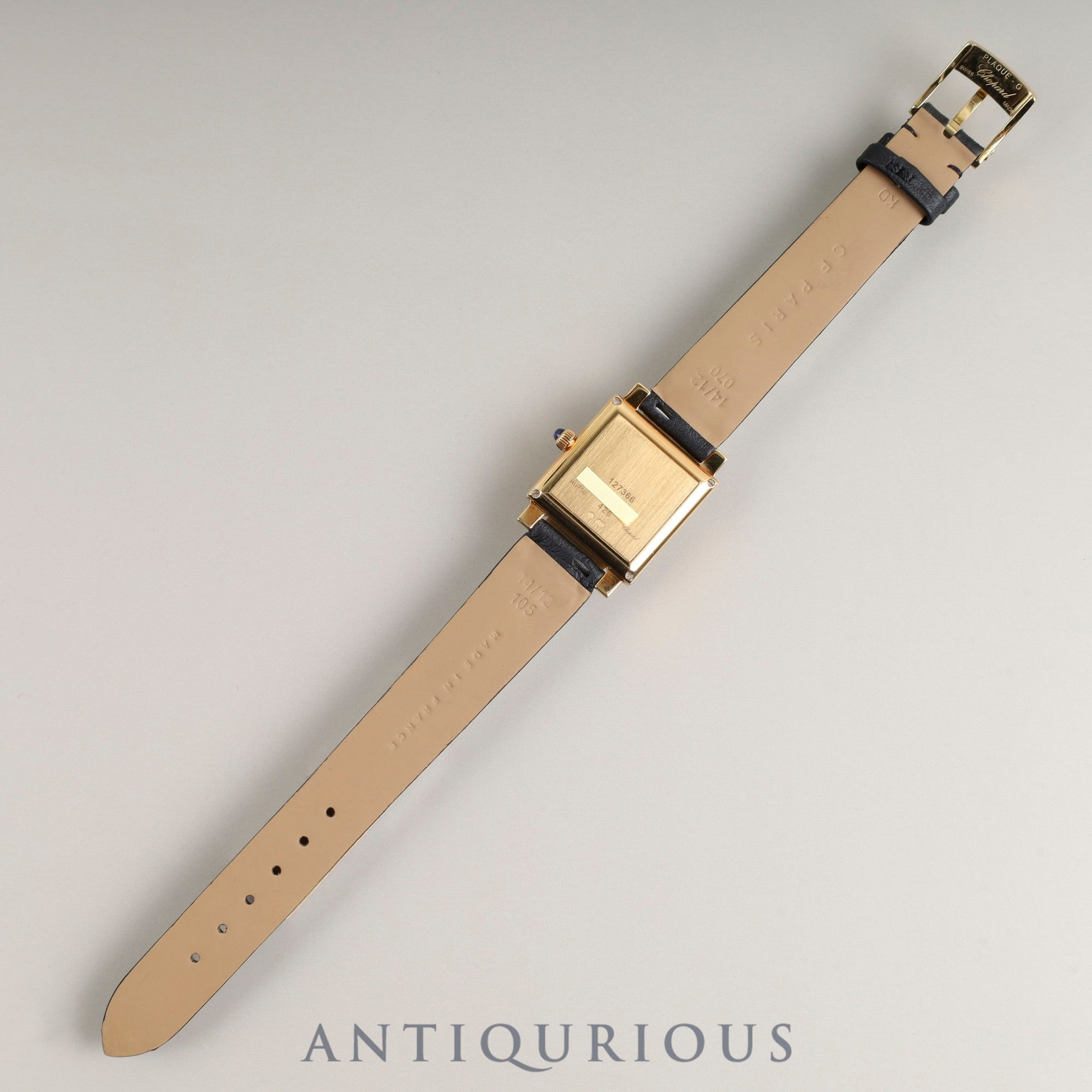 ショパール クラシック スクエア 127366 クォーツ Cal.976.001 750 カミーユ・フォルネ社製革ベルト 純正尾錠(GP) ホワイトローマン文字盤 箱 原産地証明書(2015年) 冊子 オーバーホール済み