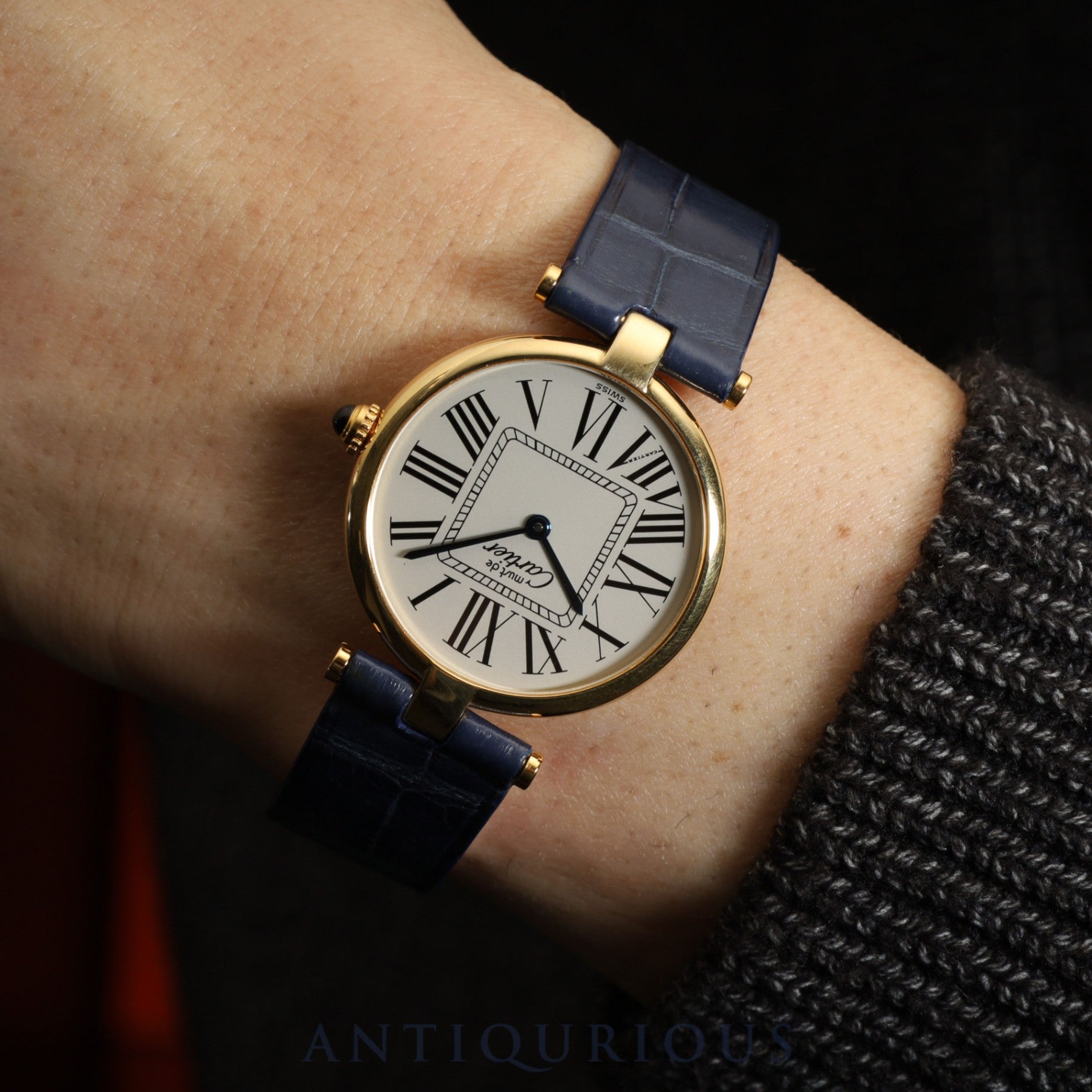 Cartier Must Vendôme VLC LM W1005454 / 590003 Quartz Caliber - SV925 Leather Strap with Genuine GP Buckle, Opalescent Dial, Completely Serviced at a Cartier Boutique