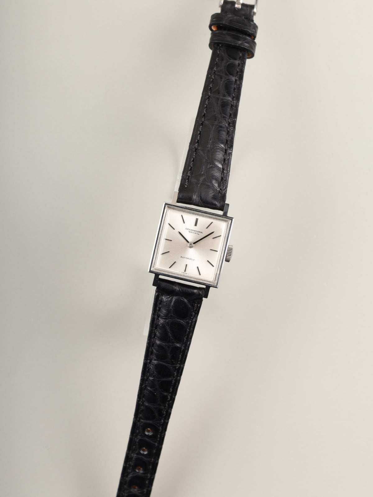 IWC オールドインター スクエア R2305 自動巻き Cal.44 SS 革 純正ピンバックル(SS)シルバー文字盤 オーバーホール済み アイダブリュシー