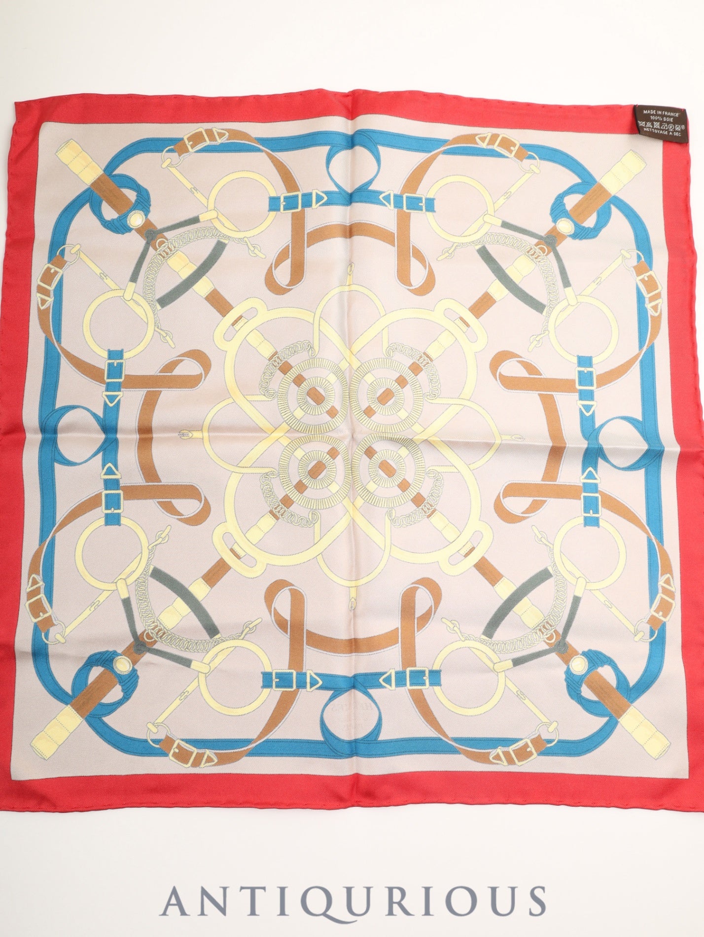 エルメス スカーフ カレ45 黄金の拍車 SILK100%