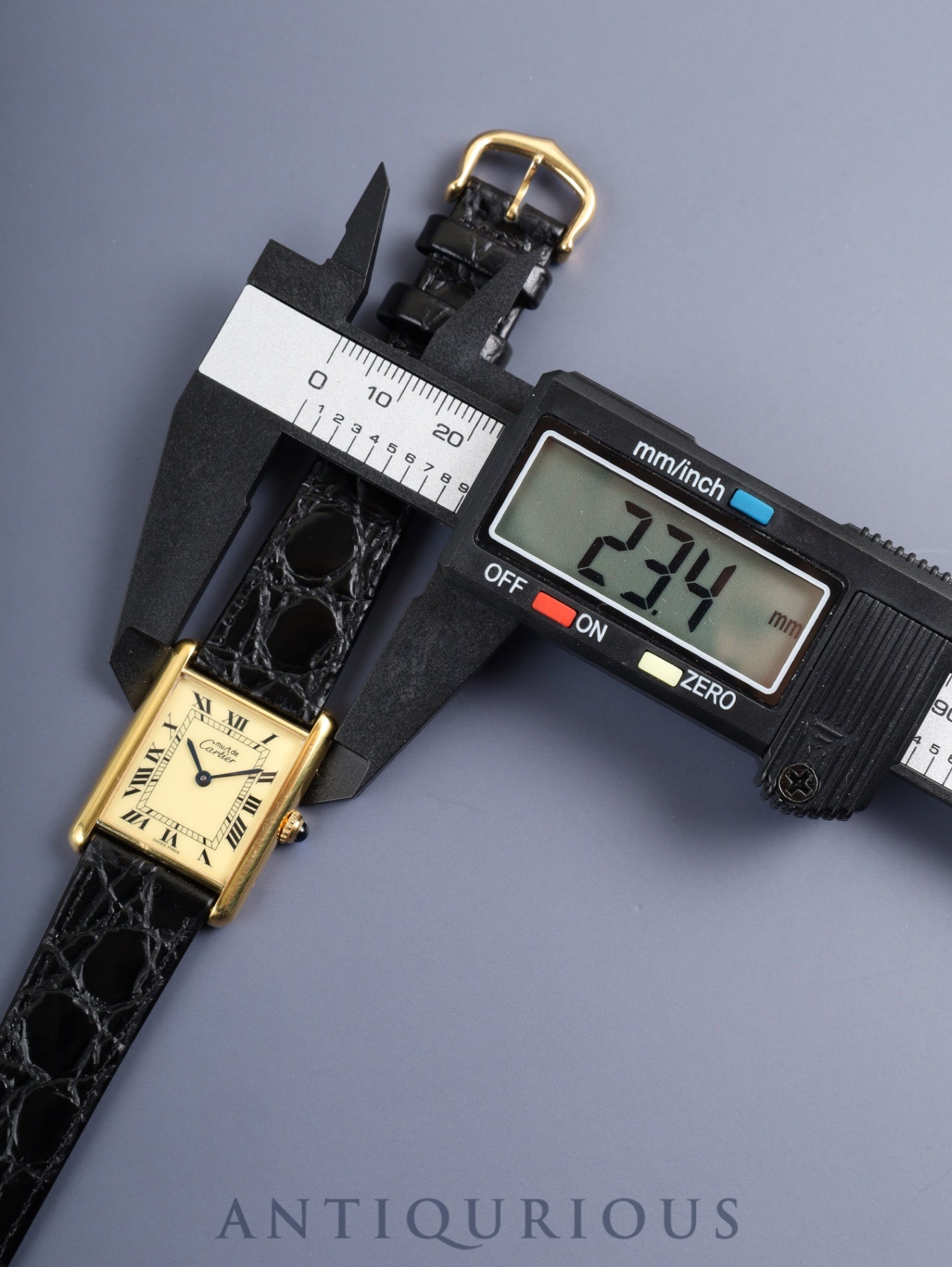 カルティエ マストタンク LM 590005 クォーツ Cal.- SV925 革 純正尾錠(GP) アイボリーローマン文字盤(SWIIS MADE表記) 新品仕上げ済み カルティエブティックにてコンプリートサービス済み