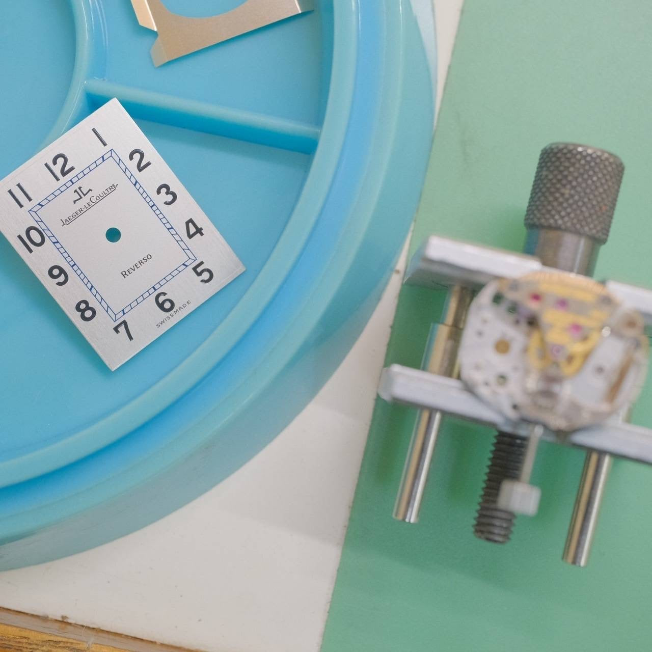 ジャガー・ルクルト レベルソクラシック 250.8.86/Q2508420 手巻き Cal846/1 シルバー文字盤 保証書(1995年) 箱 説明書