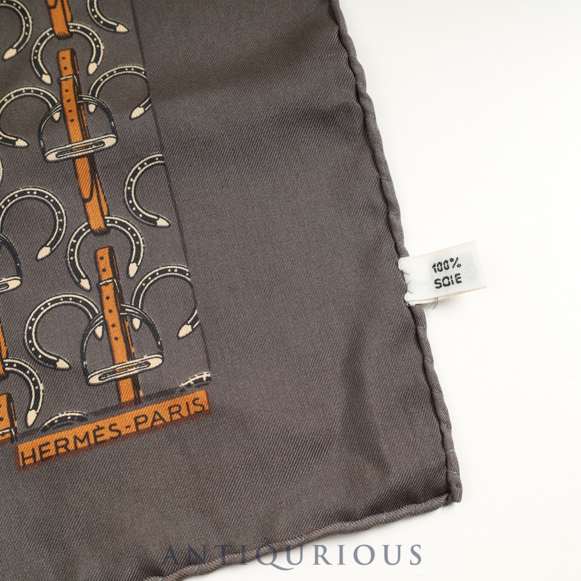HERMES エルメス スカーフ CARRES45 カレ45 馬蹄柄