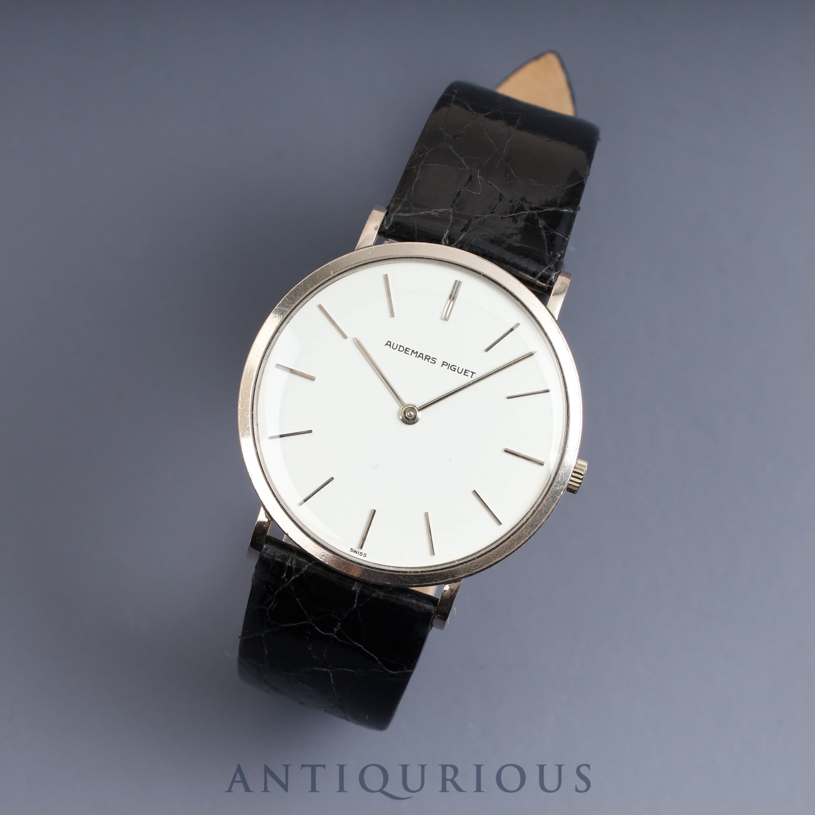 AUDEMARS PIGUET EXTRAFLAT Hand-wound Cal.2090 WG Leather Genuine buckle (750) White dial 33.3mm Made between 1976 and 1979