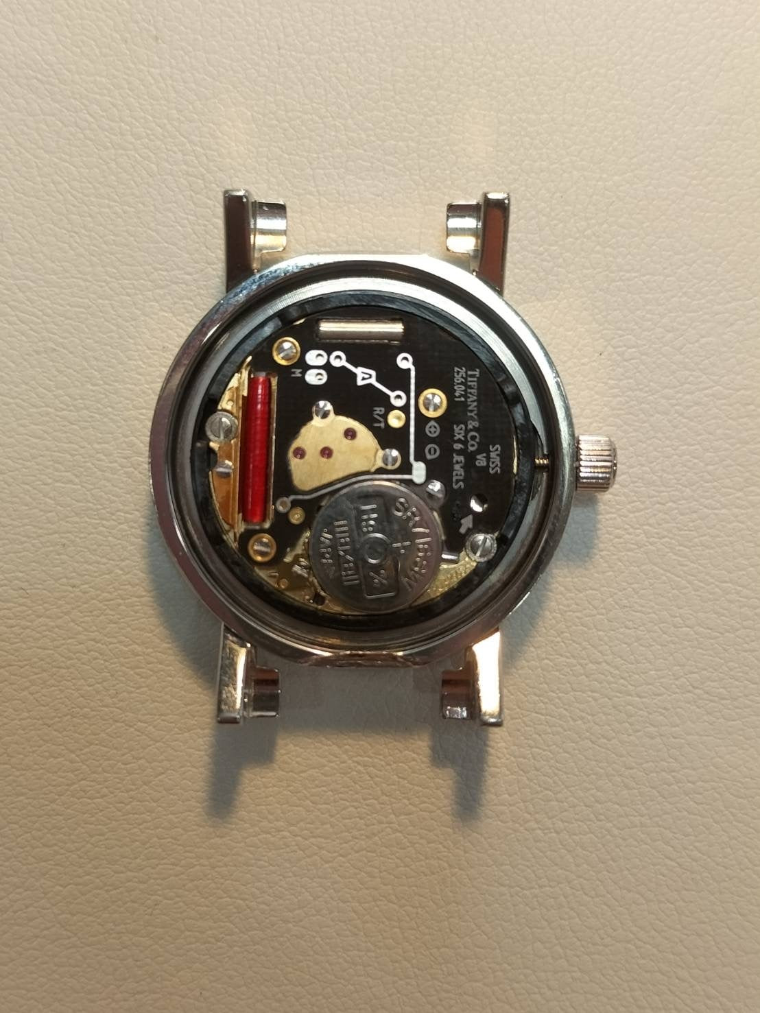 ティファニー アトラス 820.1008 クォーツ Cal.256.041 SS 革 純正バックル（SS） グレー文字盤 箱 冊子 保証書 オーバーホール済み