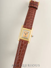 カルティエ マストタンク SM 手巻き Cal.78-1 革 純正ピンバックル（GP） スクエアトリニティ文字盤（SWISS表記）オーバーホール済み