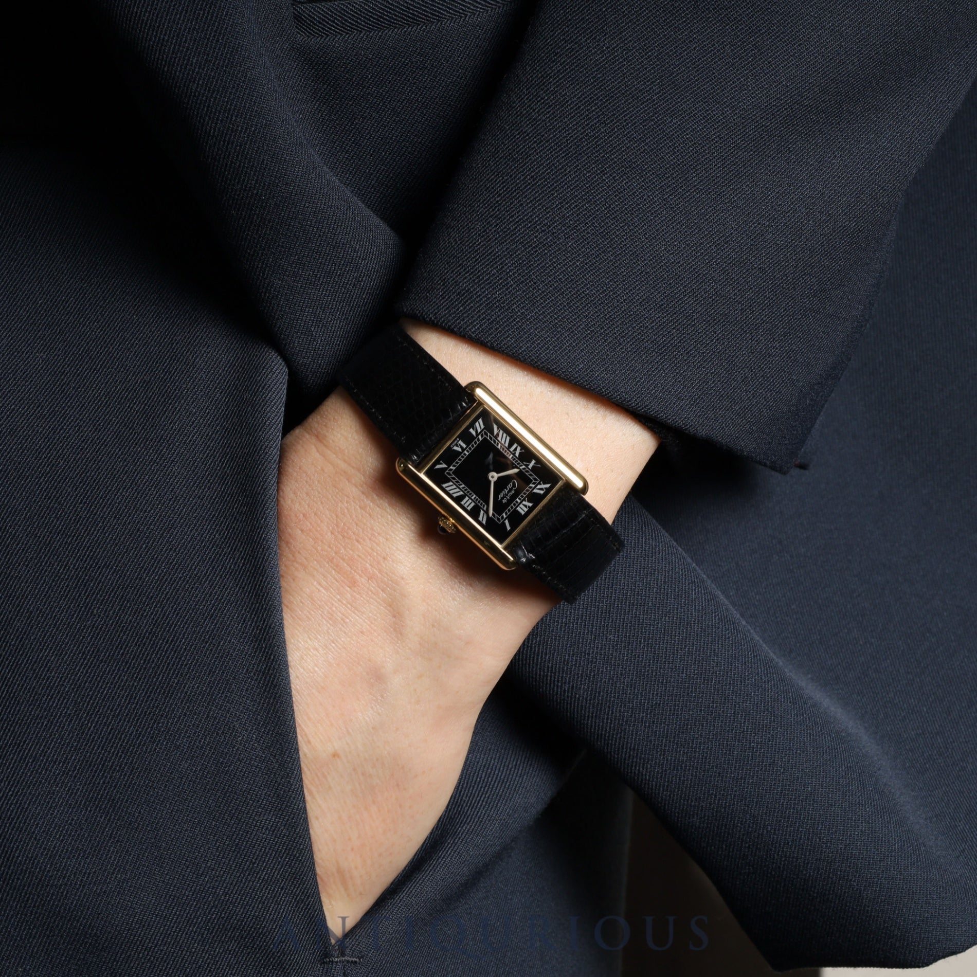 Cartier Must Tank LM Manual Winding SV925 Genuine Leather Strap Genuine Buckle (GP) Black Roman Dial Overhauled