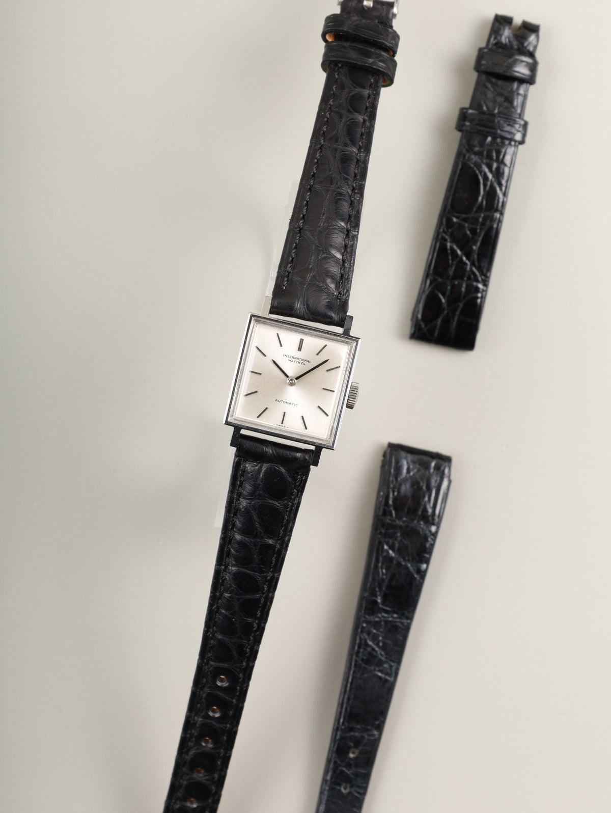 IWC オールドインター スクエア R2305 自動巻き Cal.44 SS 革 純正ピンバックル（SS）シルバー文字盤 オーバーホール済み アイダブリュシー