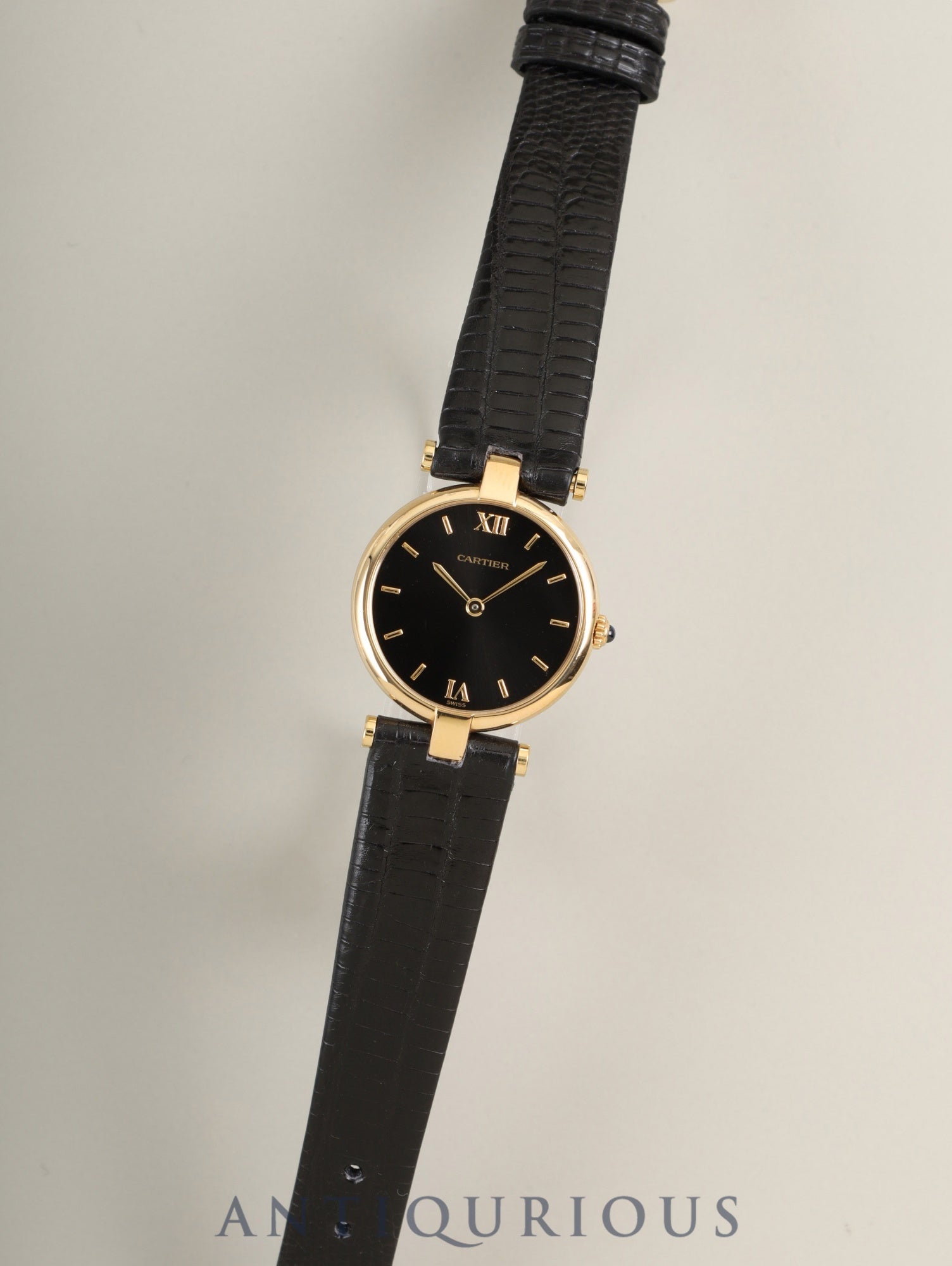 カルティエ ヴァンドーム ルイ カルティエ VLC SM W1523656 / 1273 クォーツ Cal.81 750YG 革 純正ピンバックル（750YG）ブラック2点ローマン文字盤（SWISS表記） オーバーホール済み