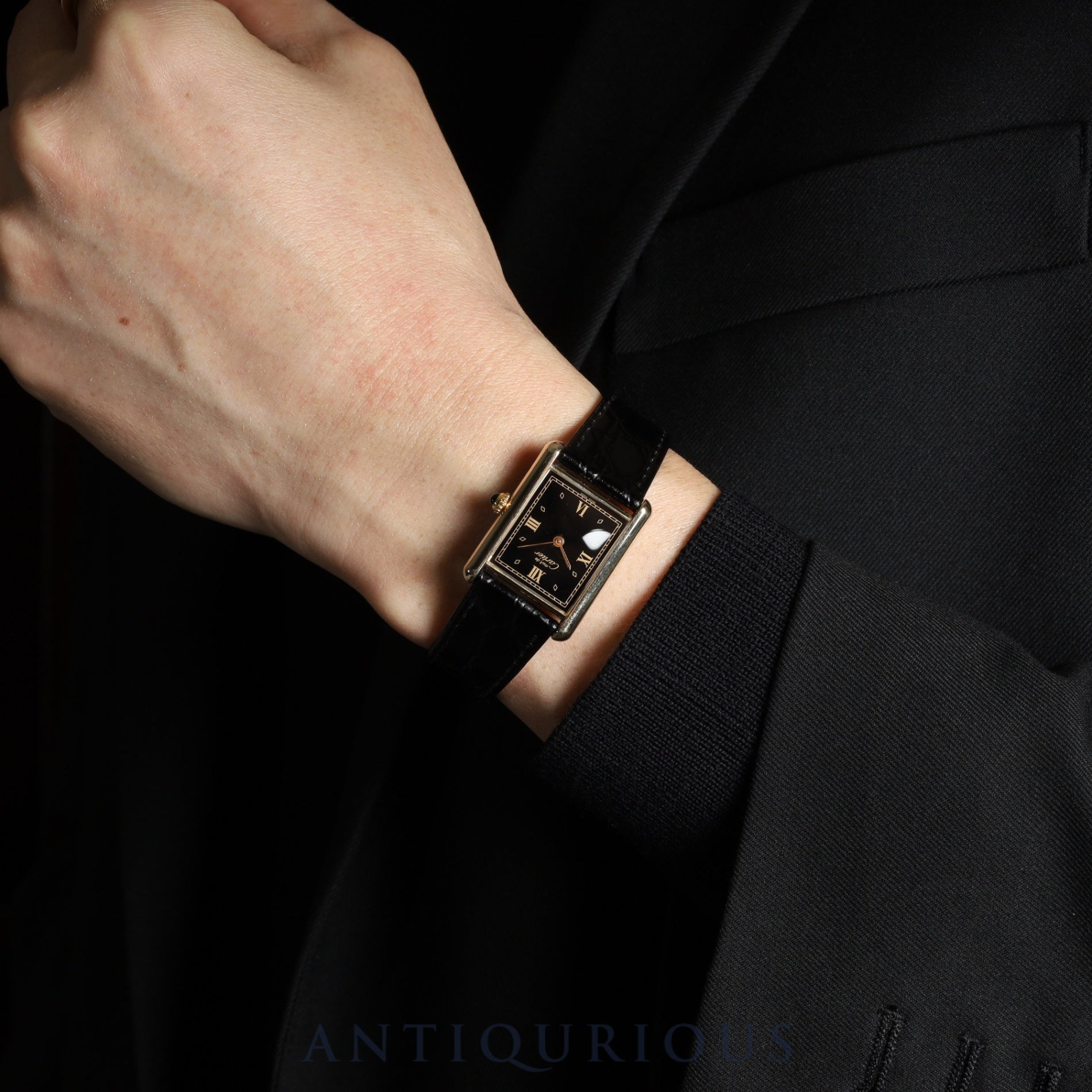 カルティエ マストタンク LM 590005 クォーツ Cal.- SV925 革 純正尾錠（GP）ブラック飛びローマン文字盤 1982年頃～1995年頃 カルティエブティックにてコンプリートサービス済み