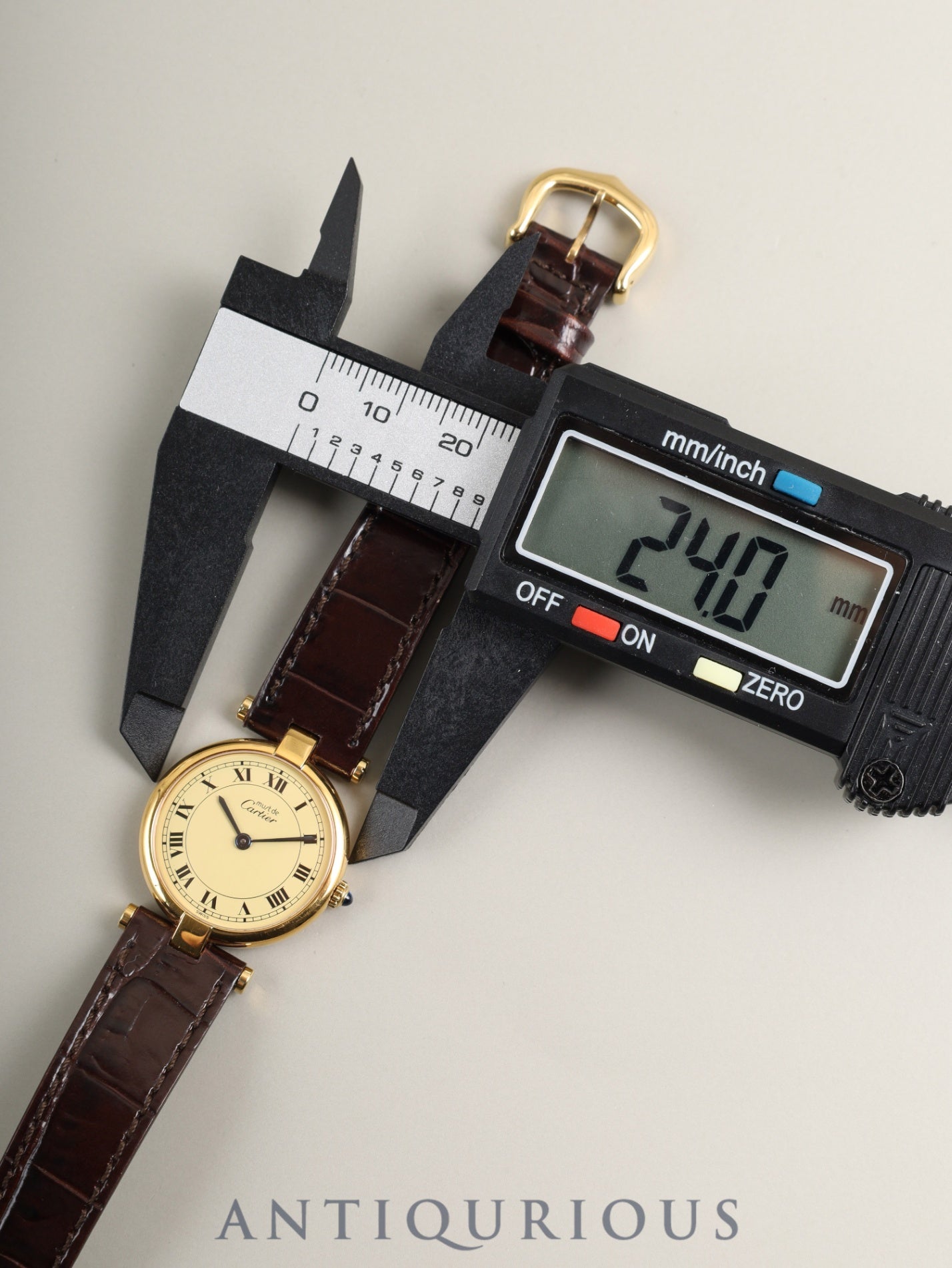 カルティエ  マスト ヴァンドーム VLC SM 18 クォーツ Cal.81 SV925 革 純正ピンバックル（GP）アイボリーローマン文字盤 24mm 箱 冊子 保証書（1990年）オーバーホール済み