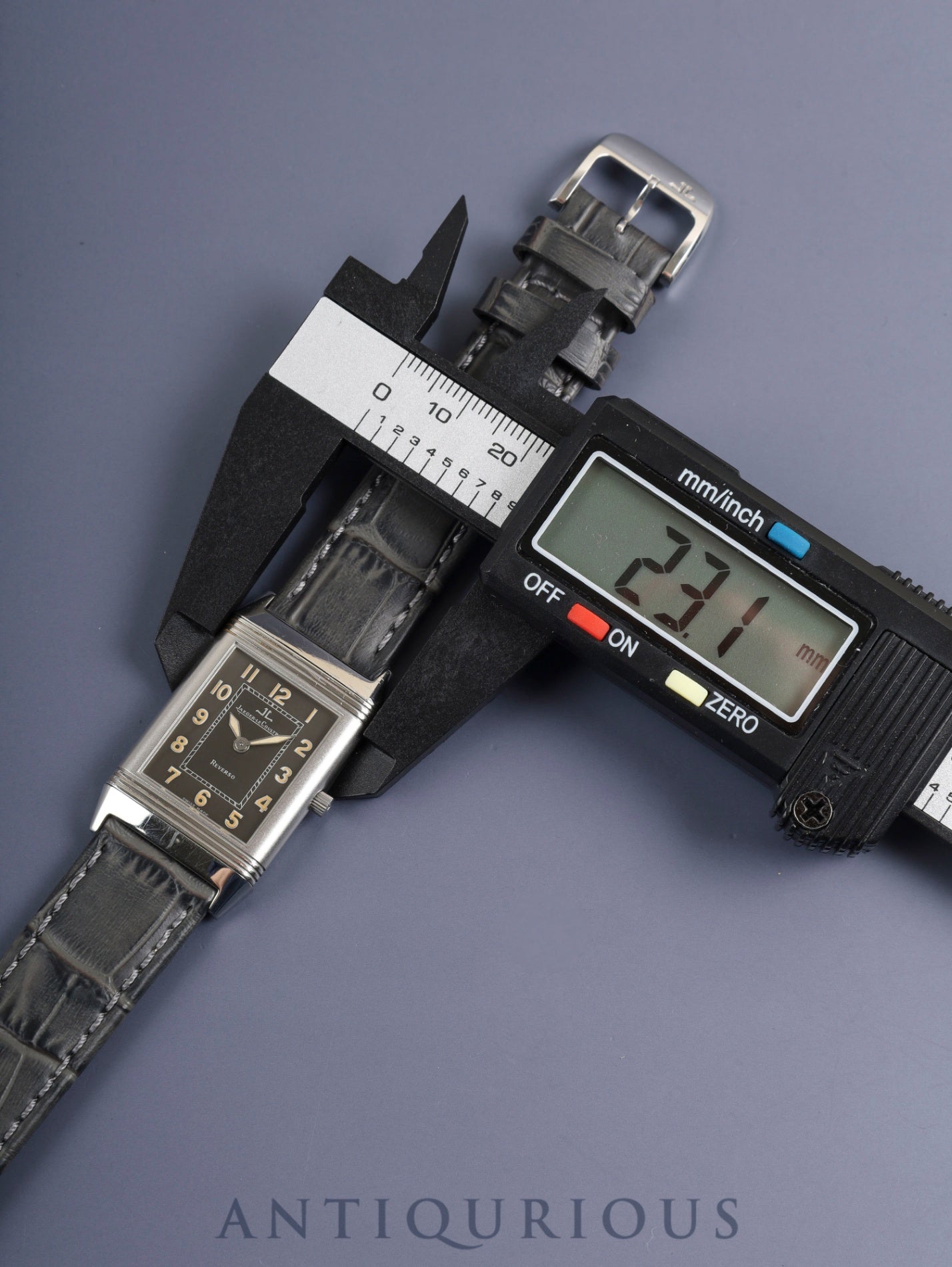 Jaeger-LeCoultre Reverso Classic Shadow 251.8.86 Manual winding Cal.846-1 SS (engraved back) Leather strap Original pin buckle (SS) Grey dial Overhauled