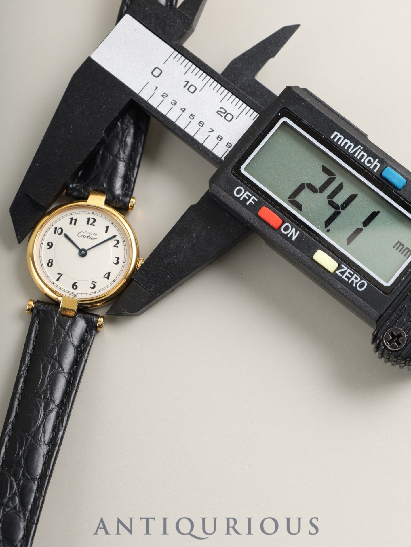 カルティエ マスト ヴァンドーム VLC SM W1002154 / 590004 クォーツ Cal.690 SV925 革 純正Dバックル（GP） アラビア文字盤（SWISS表記）  オーバーホール済み