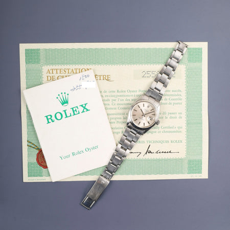 ロレックス オイスターパーペチュアルデイト 1500 自動巻き Cal.1570 SS SS シルバー文字盤 25番（1968年）クロノメーター証明書 冊子 オーバーホール済み