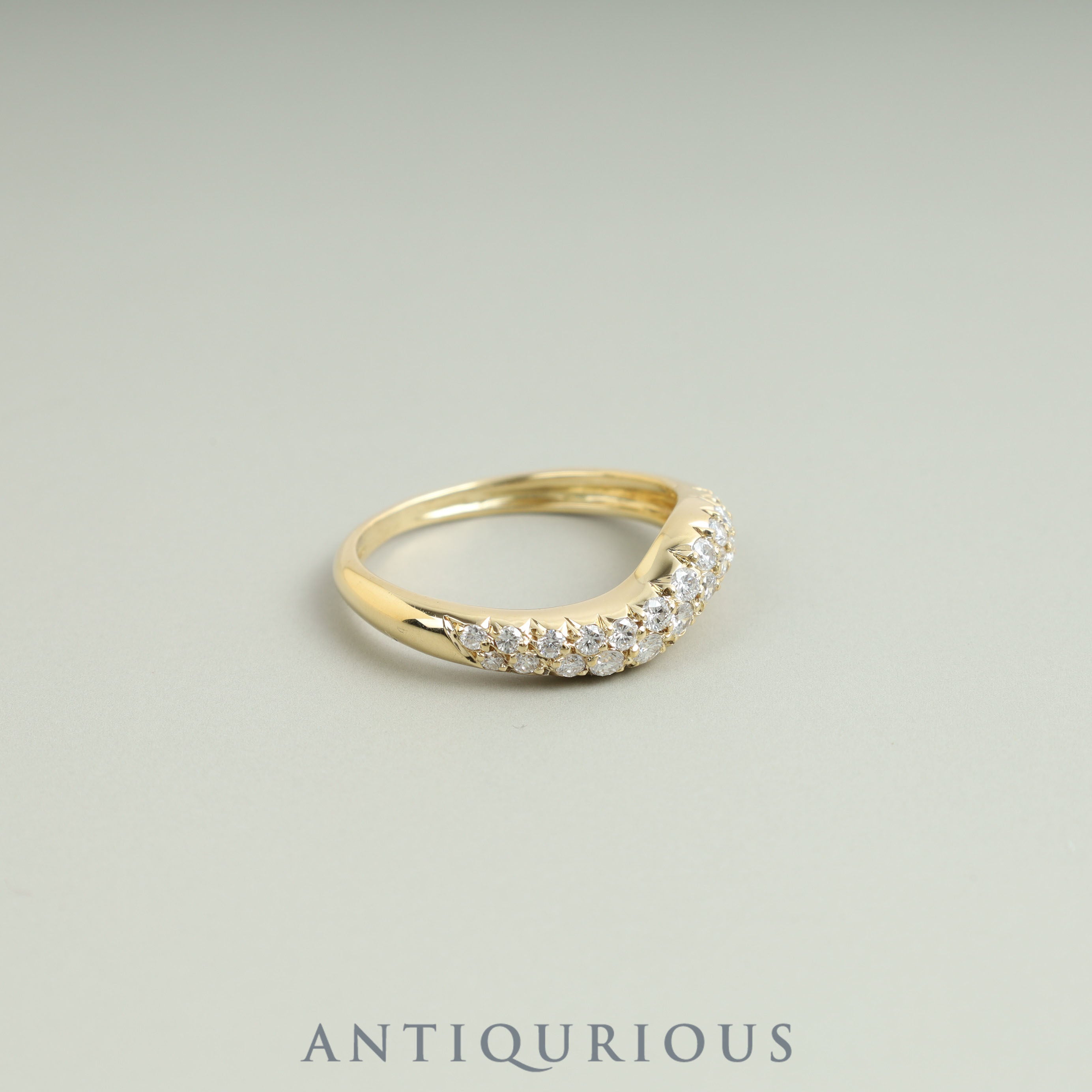 Van Cleef &amp; Arpels ring pave diamonds