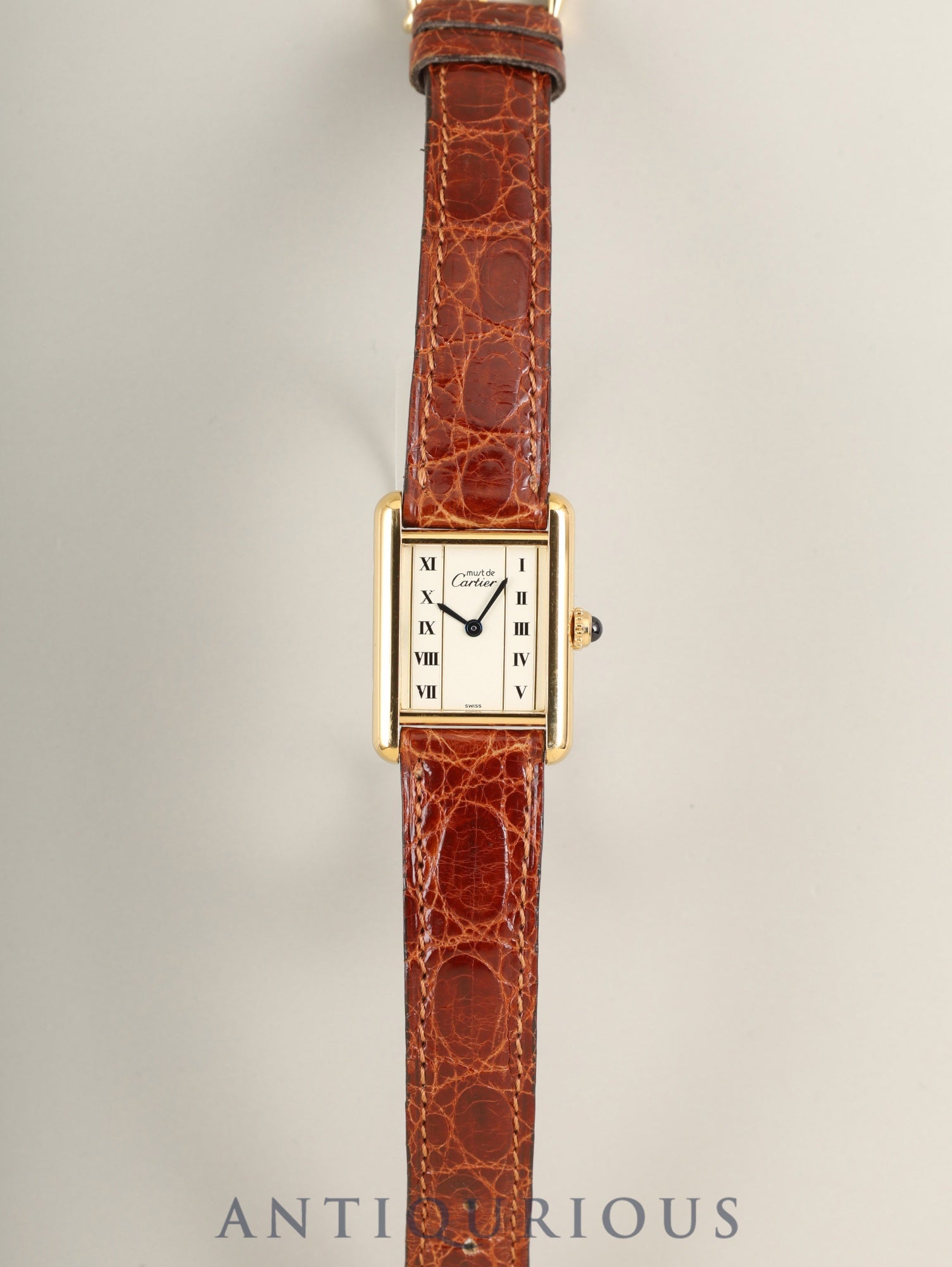 Cartier Must Tank SM W1003053 / 5057001 Quartz Cal.- SV925, genuine leather strap, genuine pin buckle (GP), straight Roman dial (SWISS表記), box, booklet. Complete service completed at Cartier boutique.