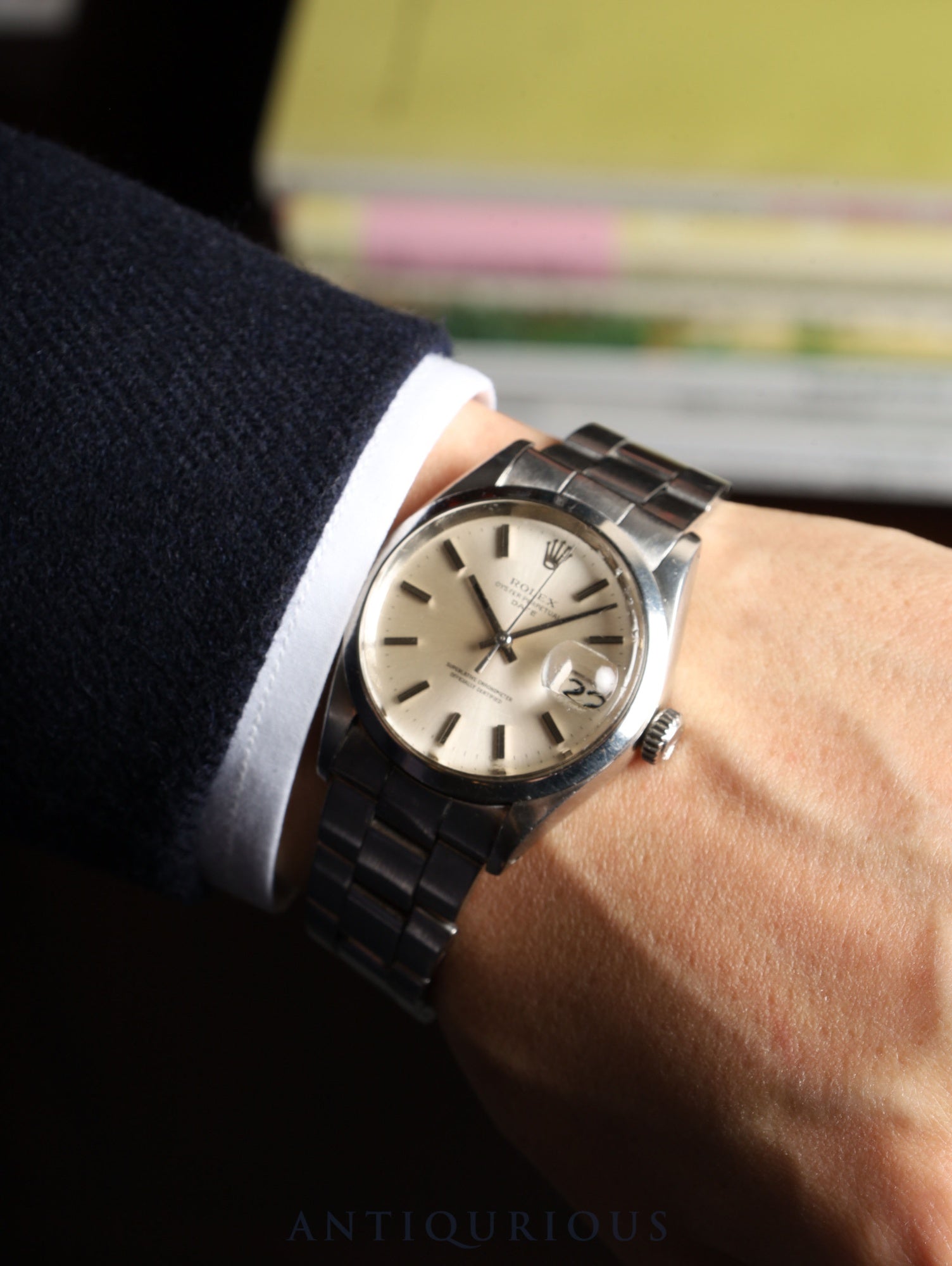 ロレックス オイスターパーペチュアルデイト 1500 自動巻き Cal.1570 SS SS シルバー文字盤 25番（1968年）クロノメーター証明書 冊子 オーバーホール済み