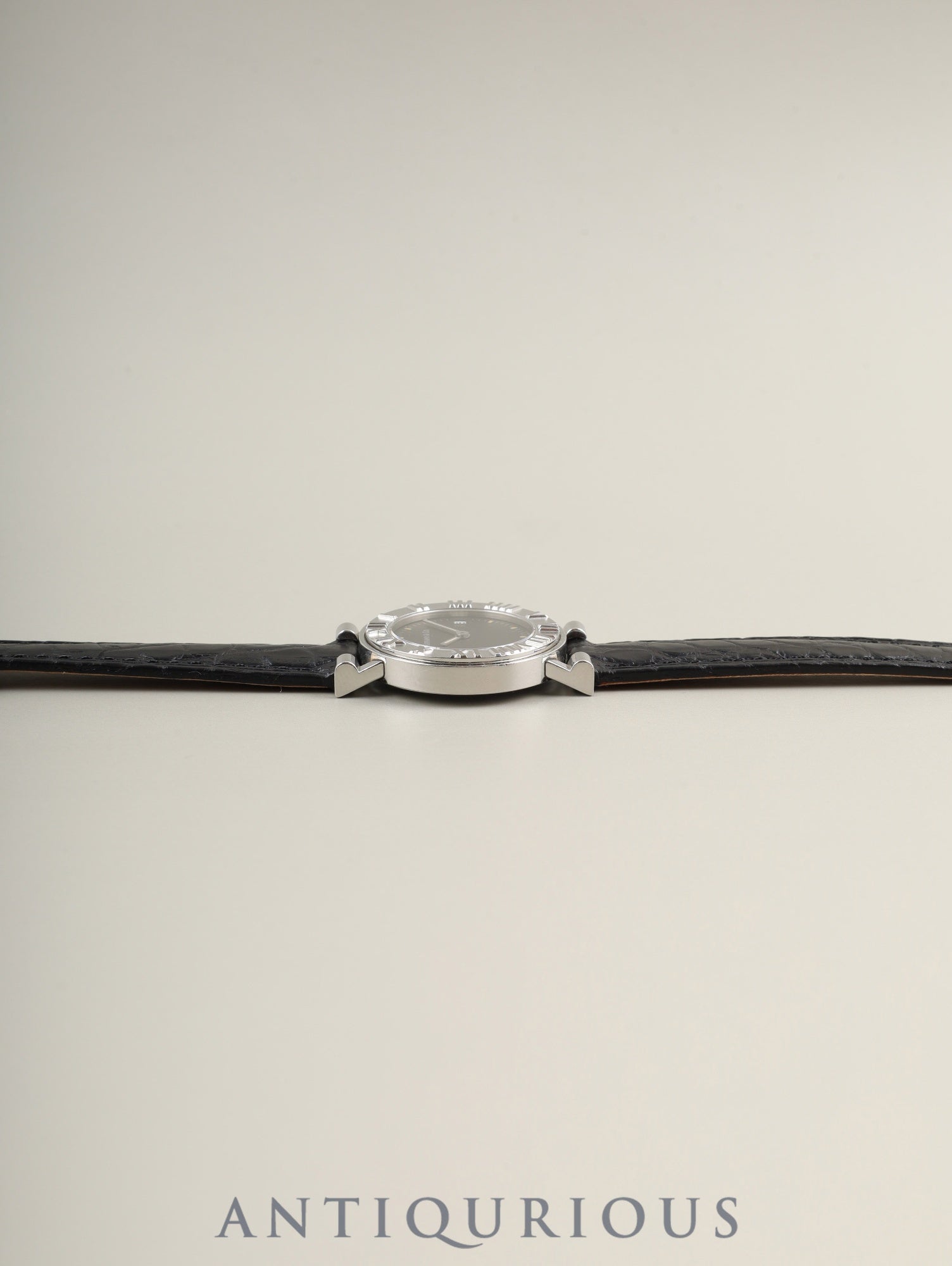 ティファニー アトラス 820.1008 クォーツ Cal.256.041 SS 革 純正バックル（SS） グレー文字盤 箱 冊子 保証書 オーバーホール済み